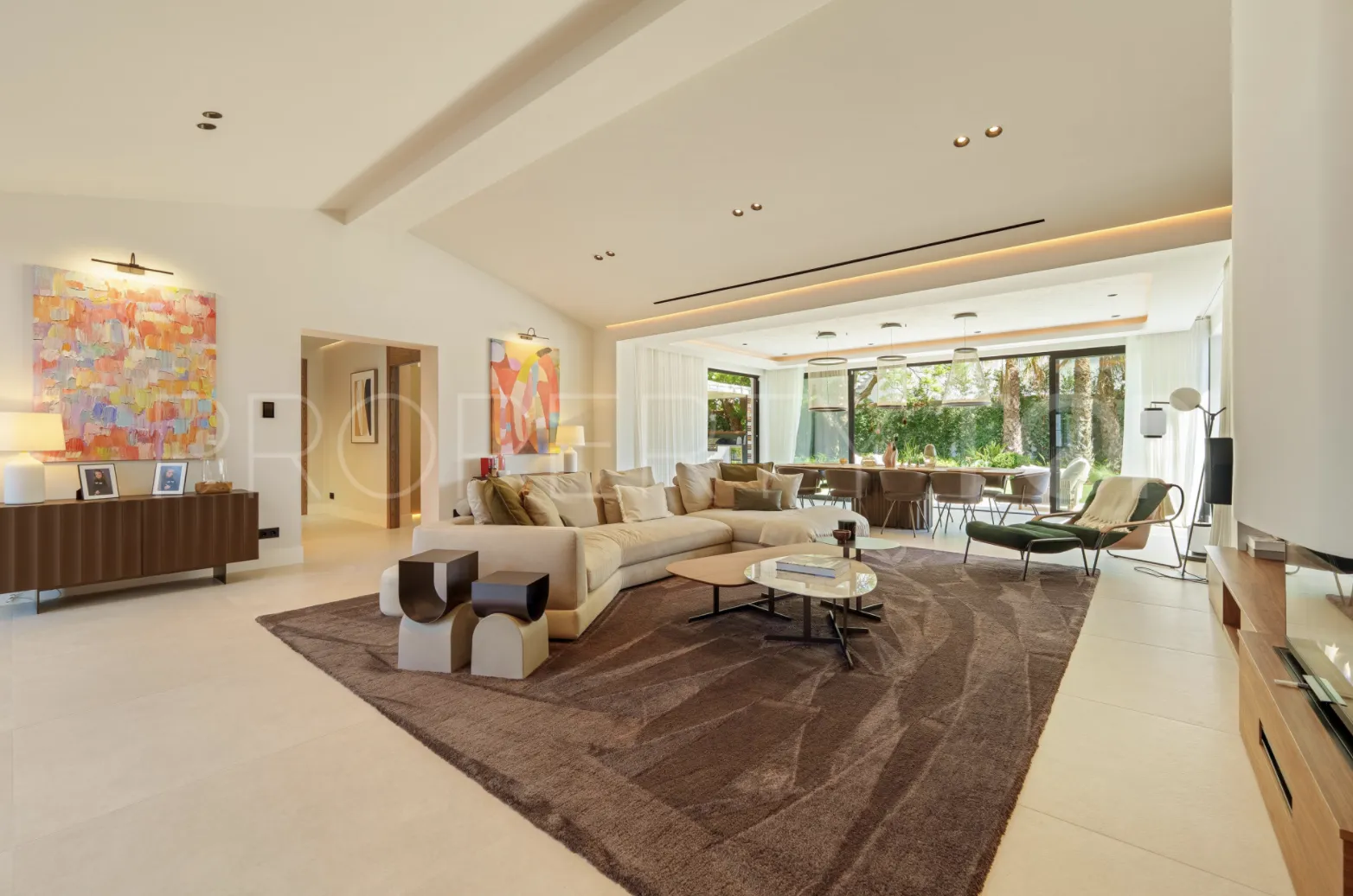 Buy villa with 5 bedrooms in Marbella - Puerto Banus