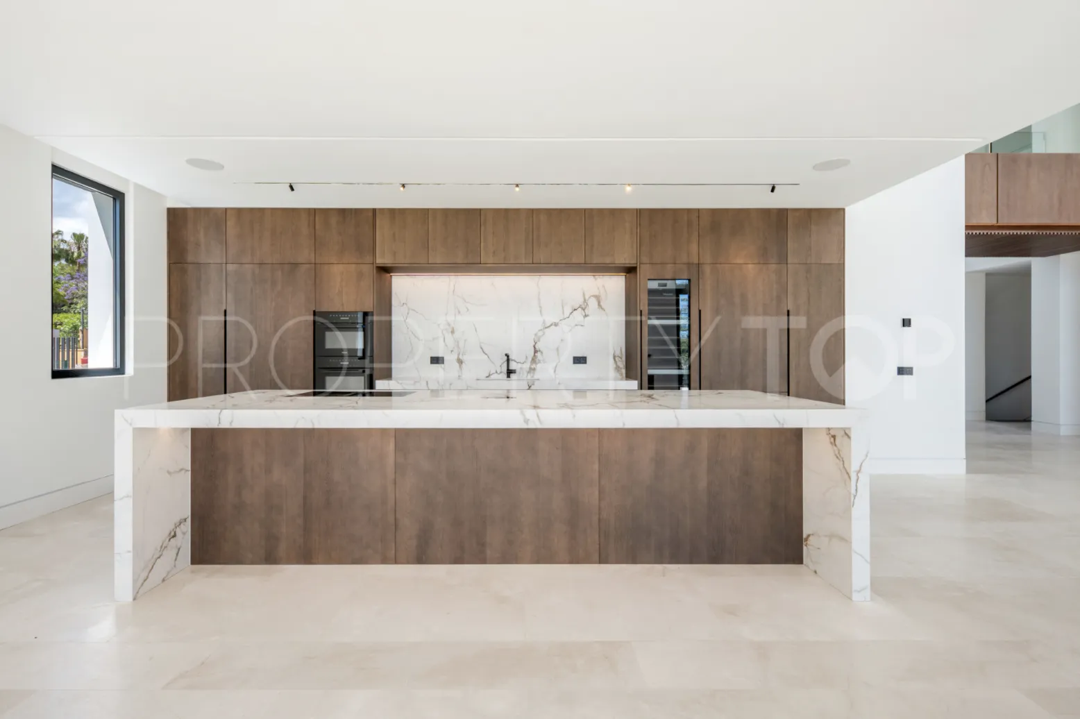 Villa en venta con 6 dormitorios en Golden Mile