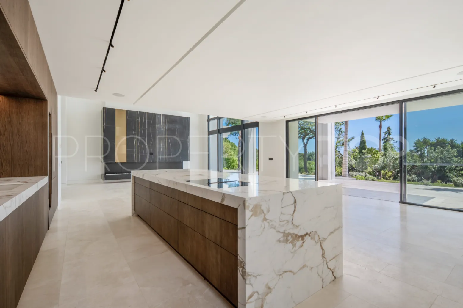Villa en venta con 6 dormitorios en Golden Mile