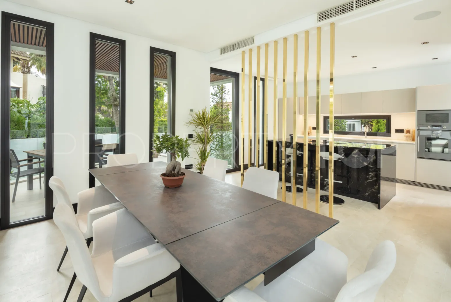Golden Mile, villa con 5 dormitorios en venta