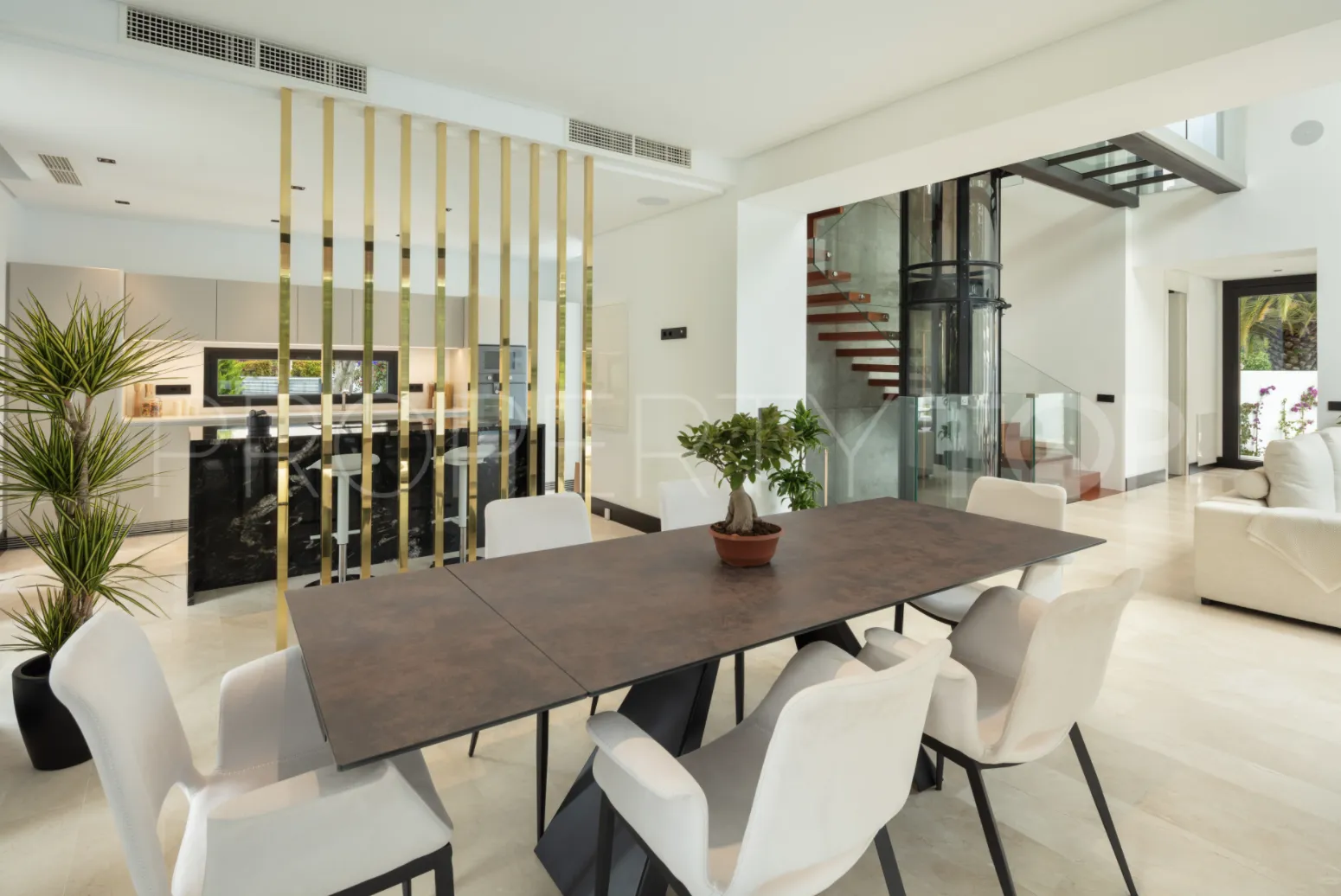 Golden Mile, villa con 5 dormitorios en venta