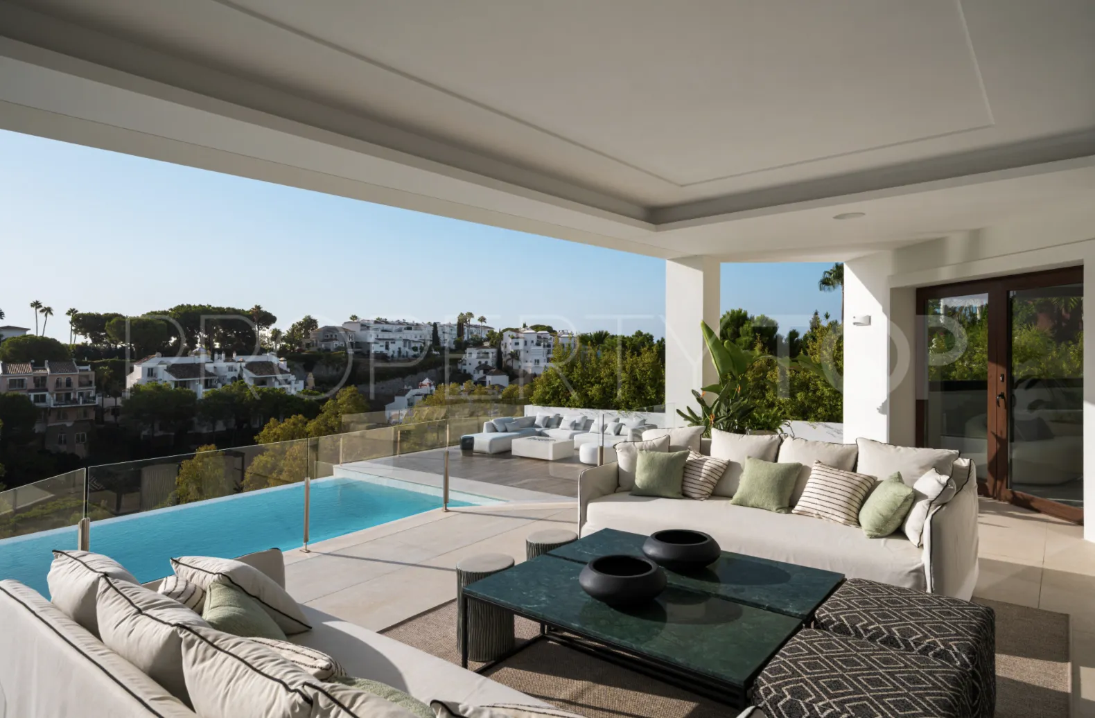 Villa en venta en El Herrojo