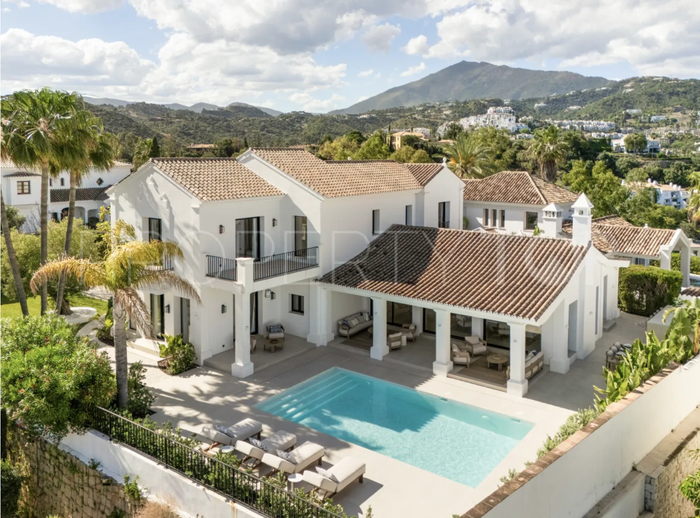 5 bedrooms villa for sale in Puerto del Almendro