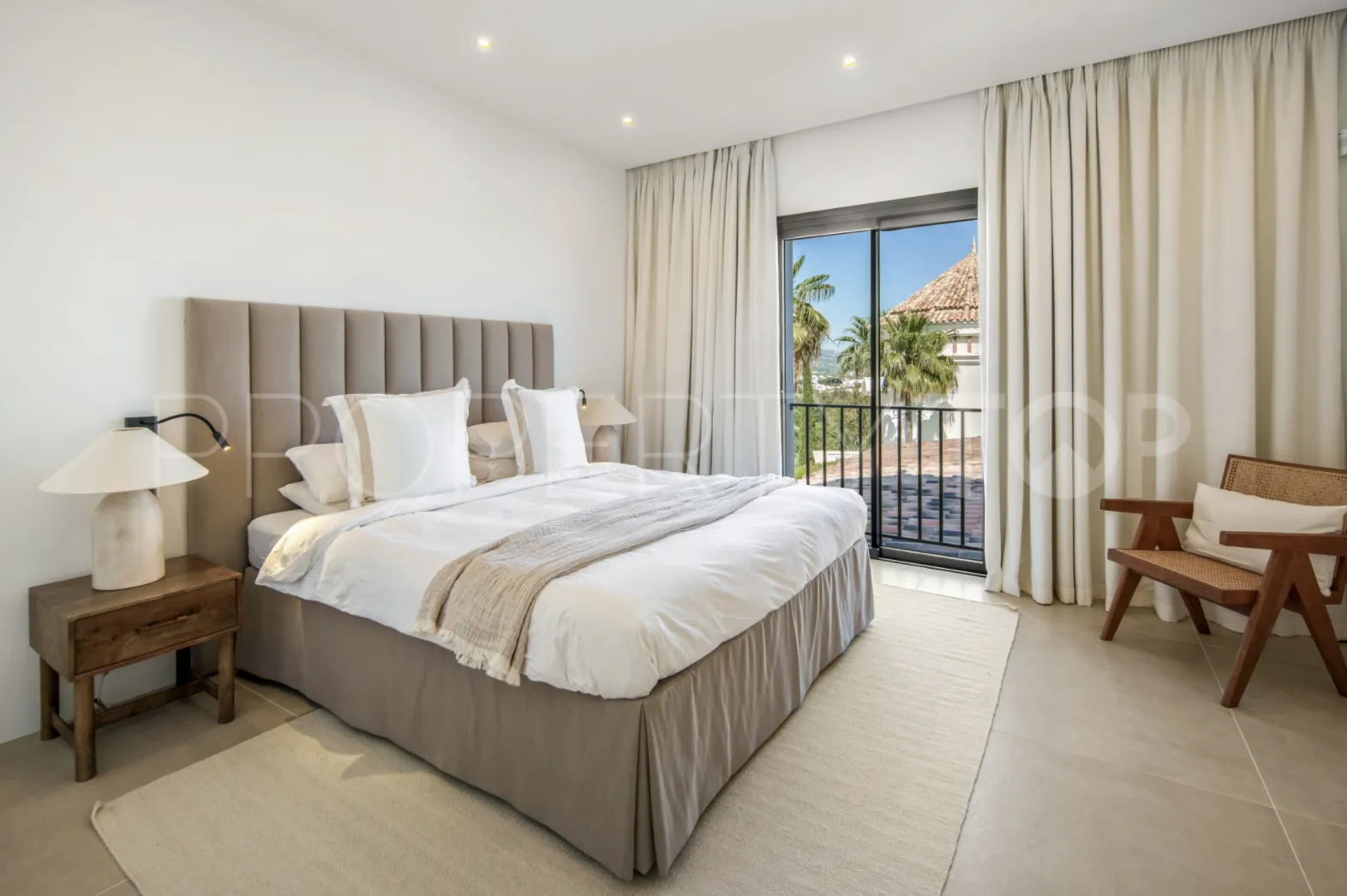 5 bedrooms villa for sale in Puerto del Almendro