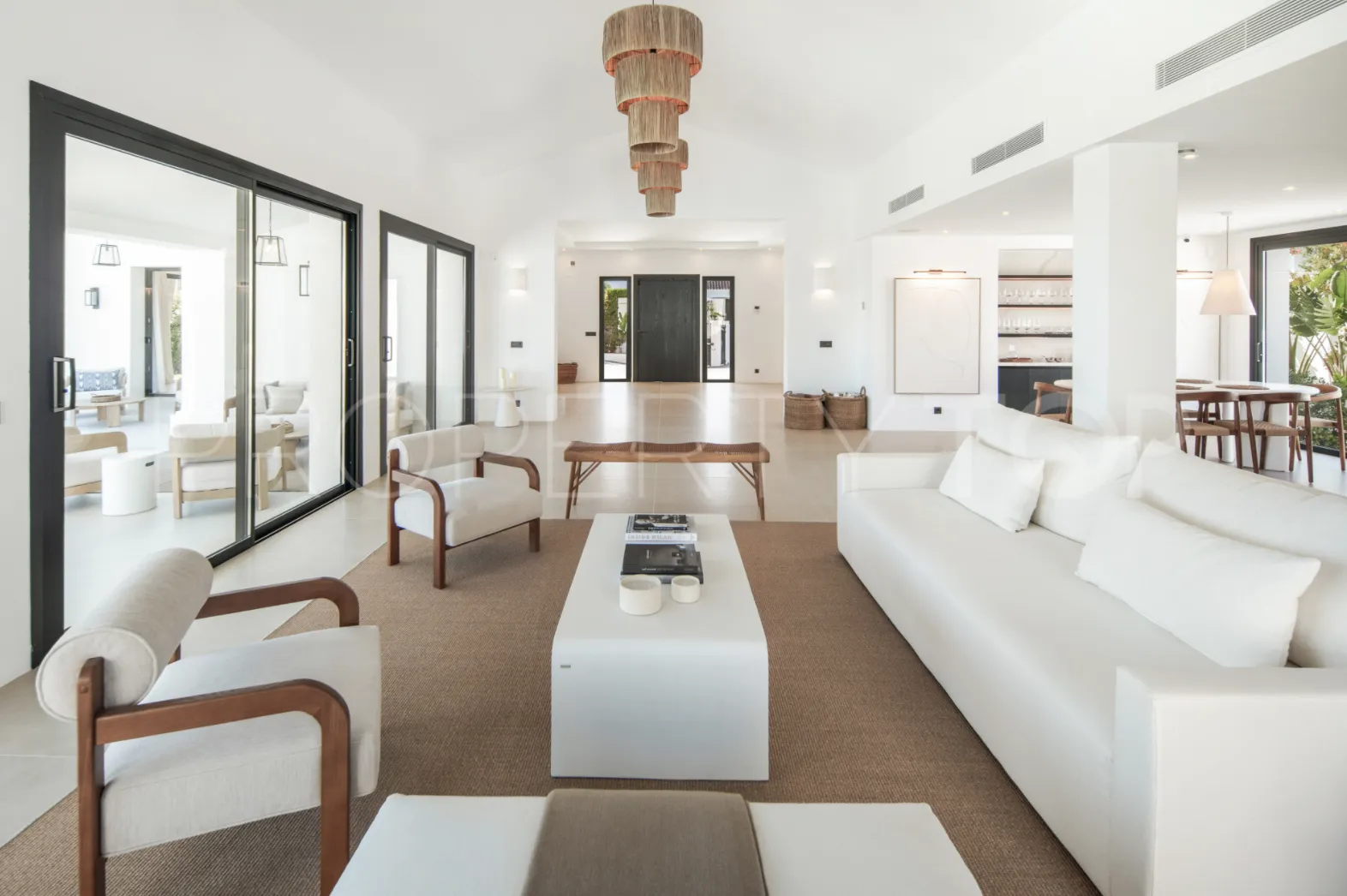5 bedrooms villa for sale in Puerto del Almendro