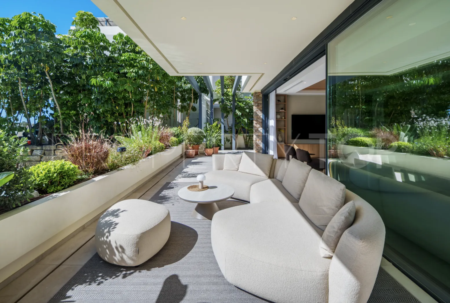 Villa en venta con 4 dormitorios en New Golden Mile