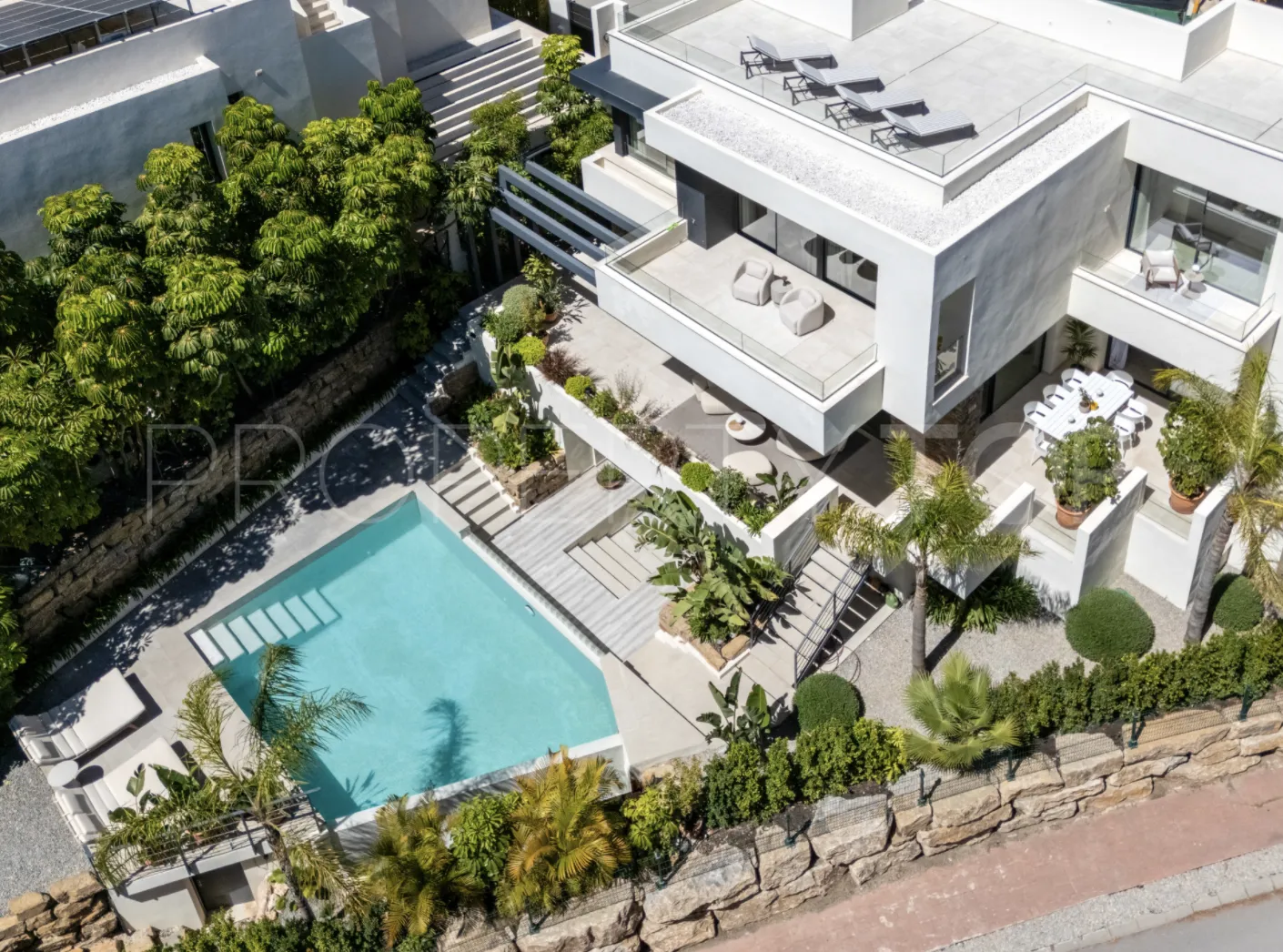 Villa en venta con 4 dormitorios en New Golden Mile