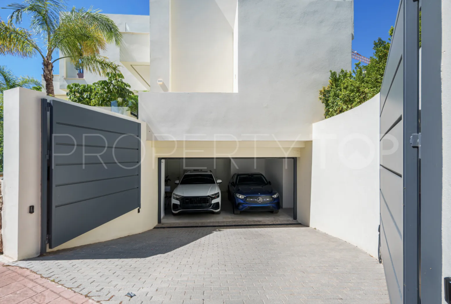 Villa en venta con 4 dormitorios en New Golden Mile