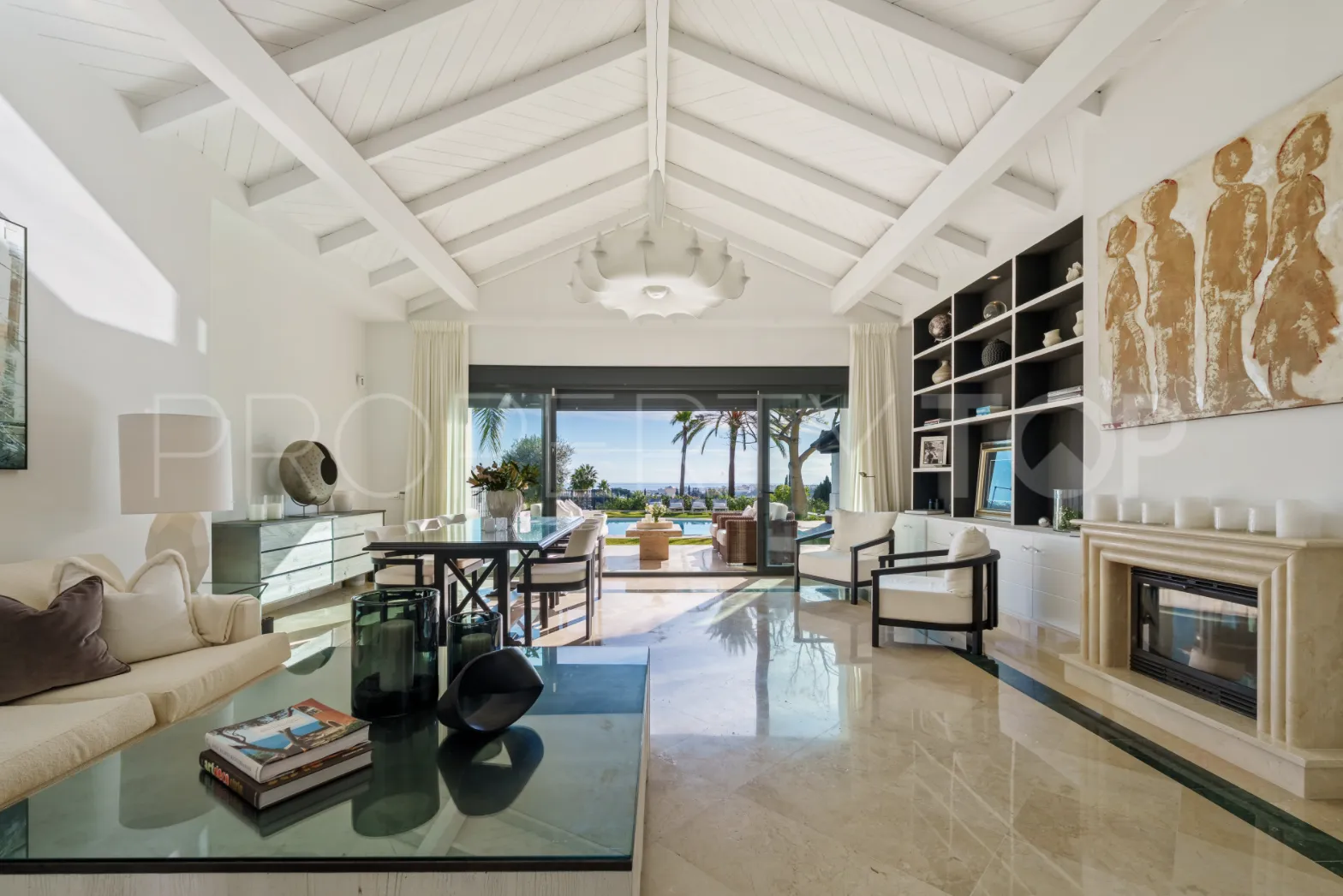 For sale Nueva Andalucia 4 bedrooms villa