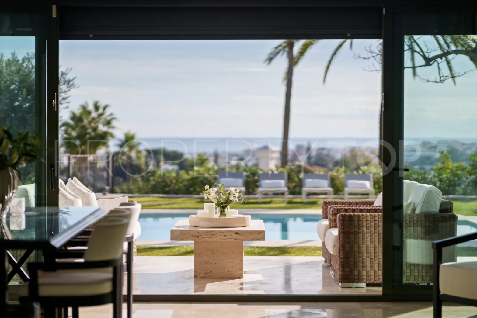 For sale Nueva Andalucia 4 bedrooms villa