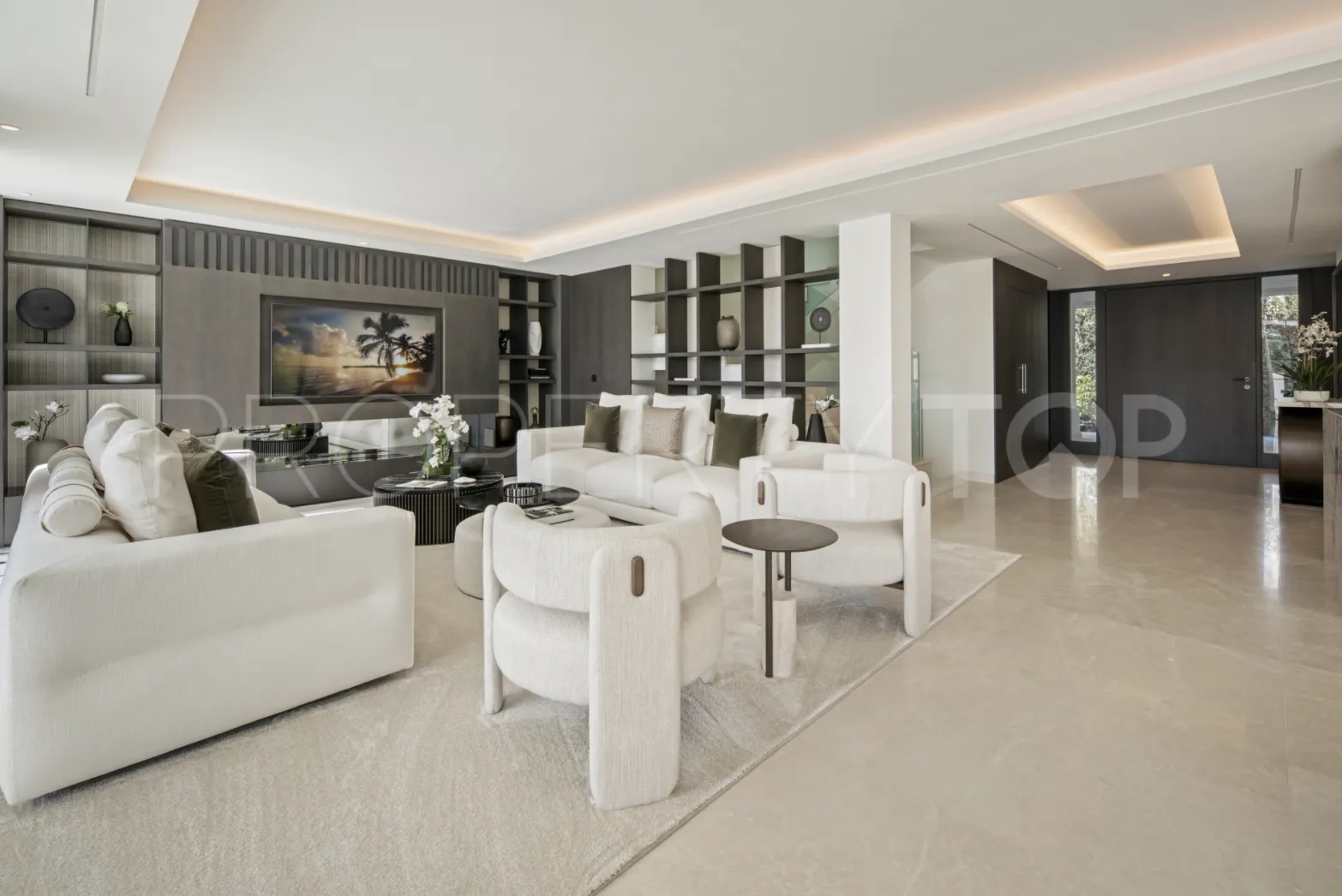 For sale Nueva Andalucia 6 bedrooms villa