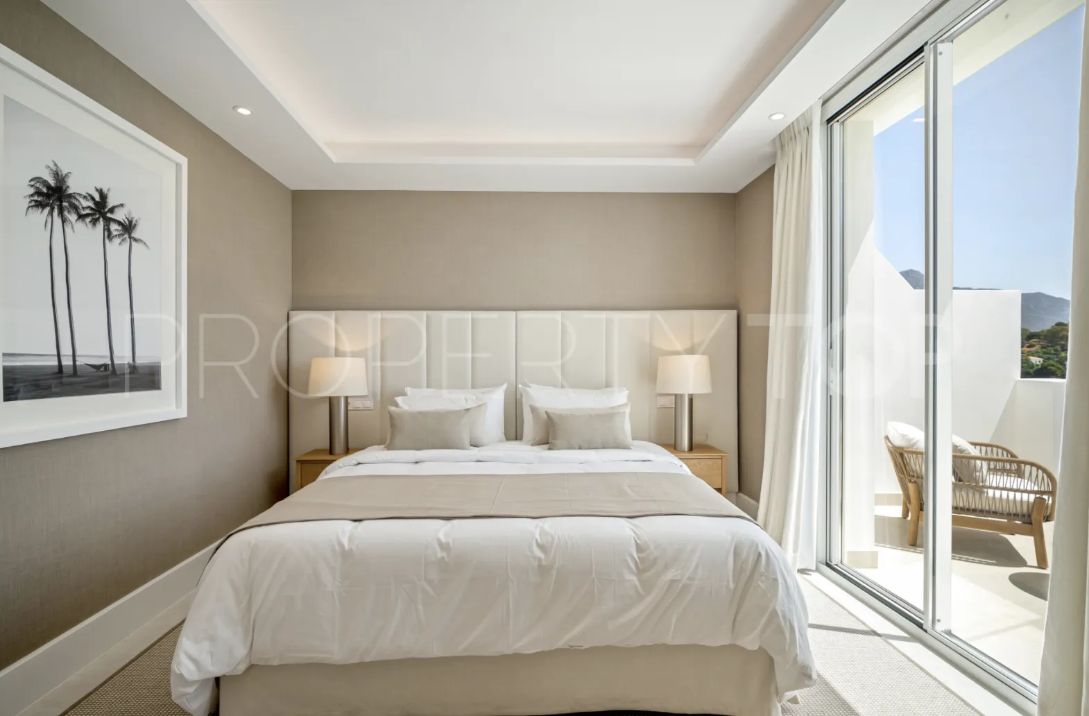Adosado a la venta en La Quinta con 4 dormitorios