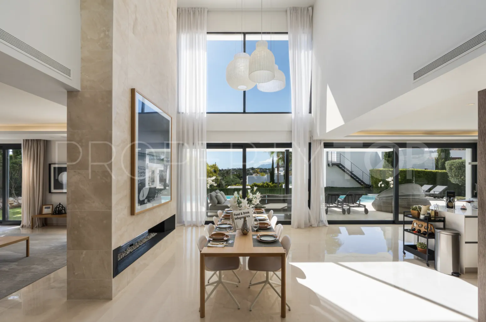 5 bedrooms villa for sale in Nueva Andalucia