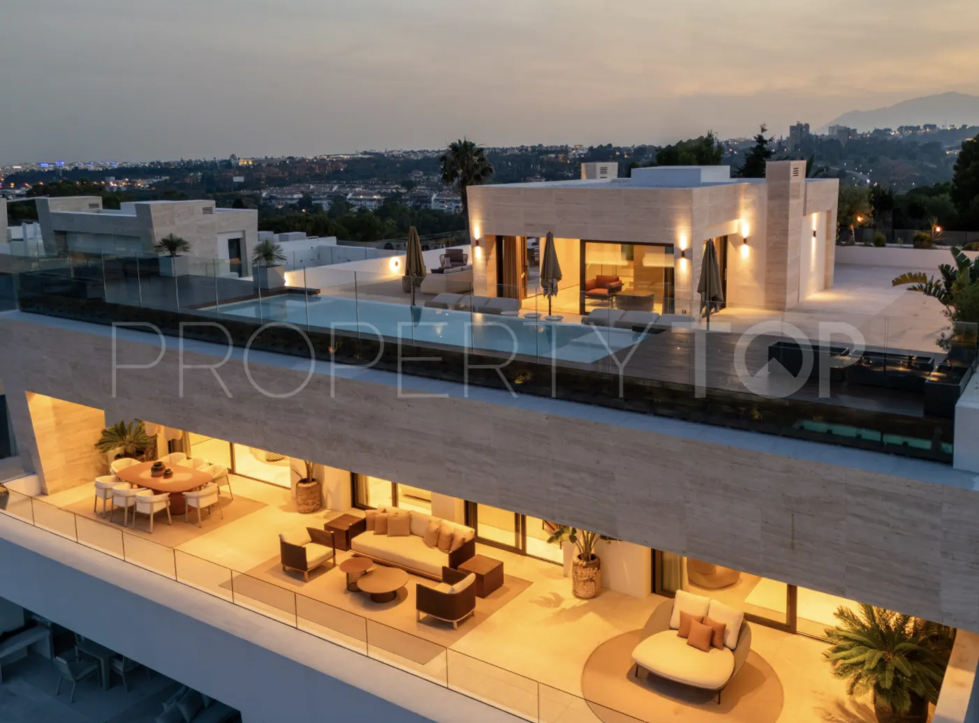 Villa en venta con 4 dormitorios en Golden Mile