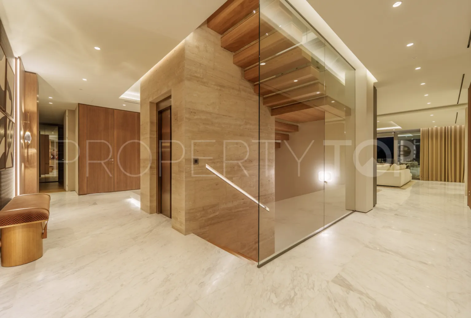 Villa en venta con 4 dormitorios en Golden Mile