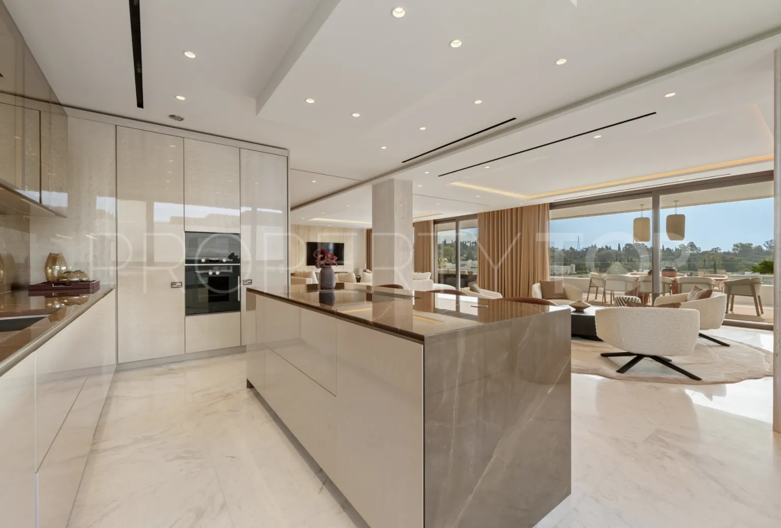 Villa en venta con 4 dormitorios en Golden Mile