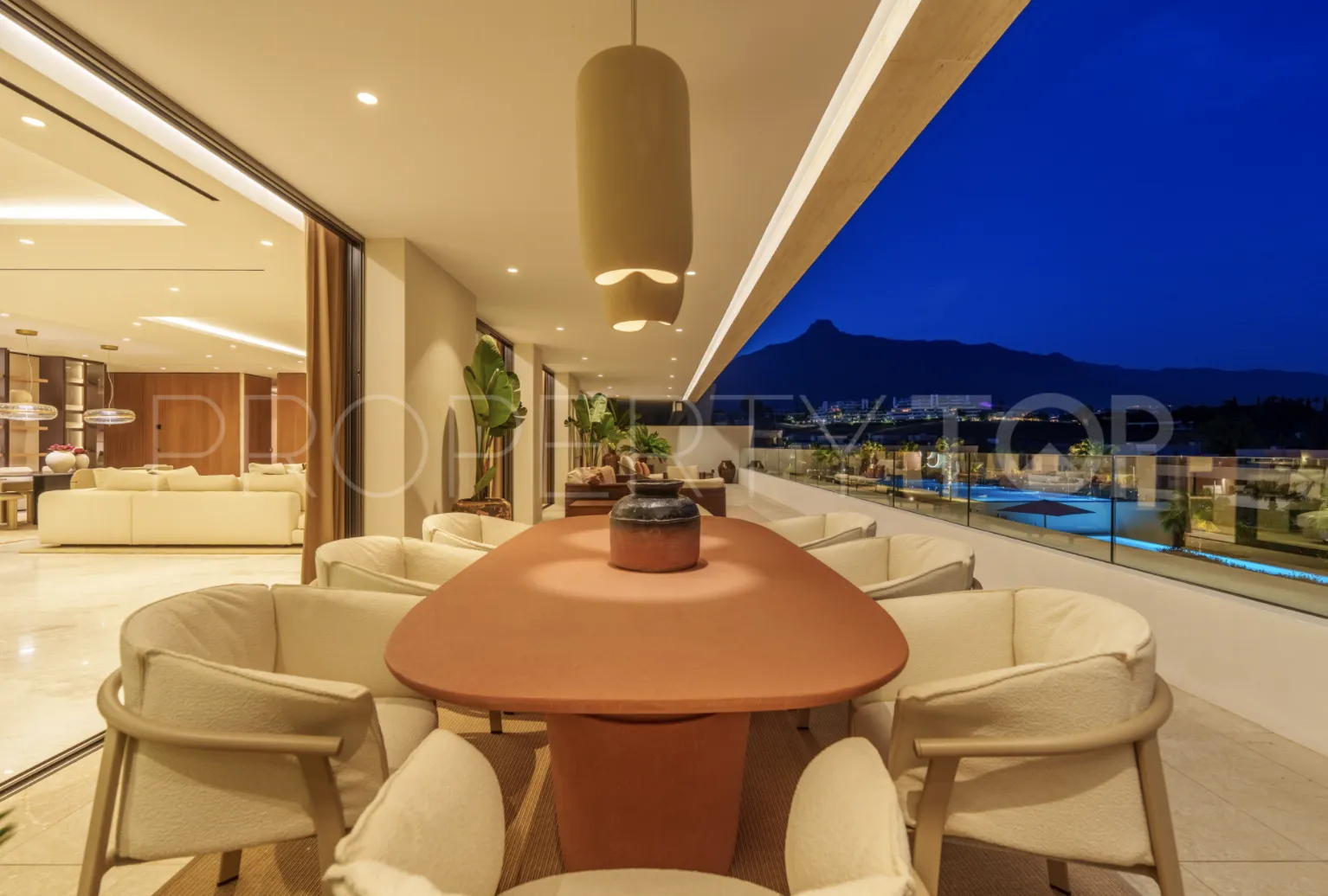 Villa en venta con 4 dormitorios en Golden Mile