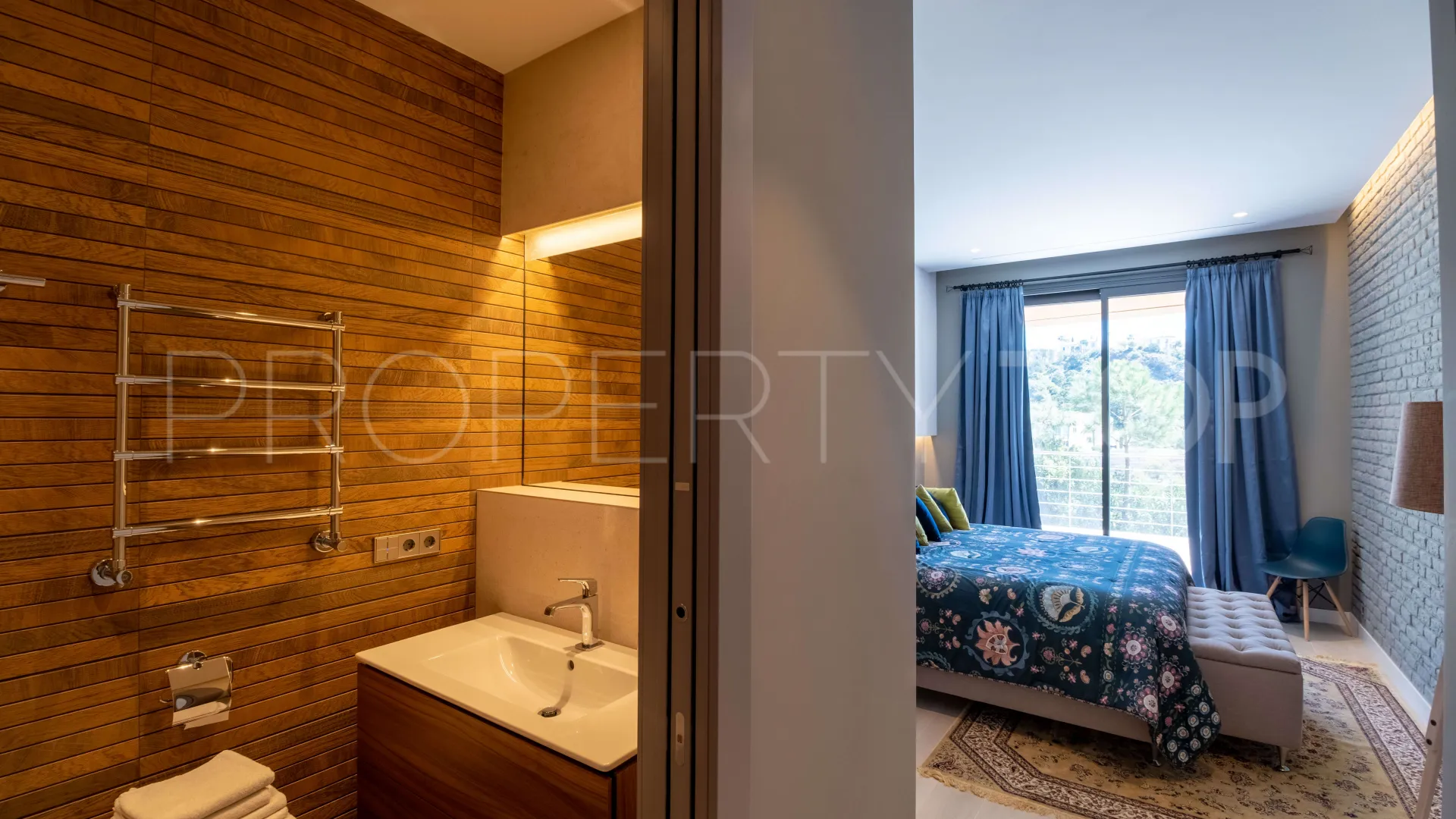 Villa for sale in La Reserva de Alcuzcuz