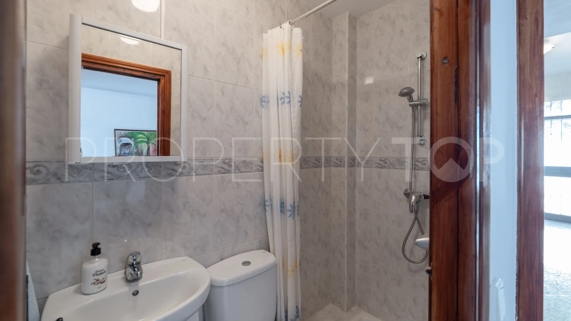 Adosado en venta en Nueva Andalucia de 4 dormitorios