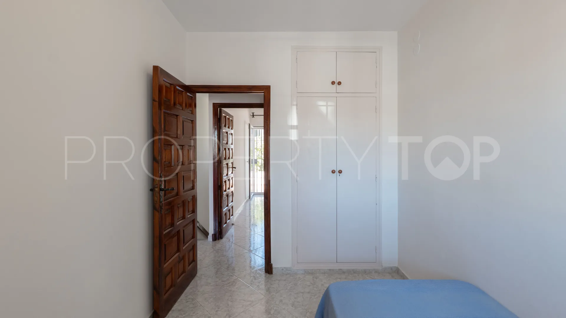 Adosado en venta en Nueva Andalucia de 4 dormitorios