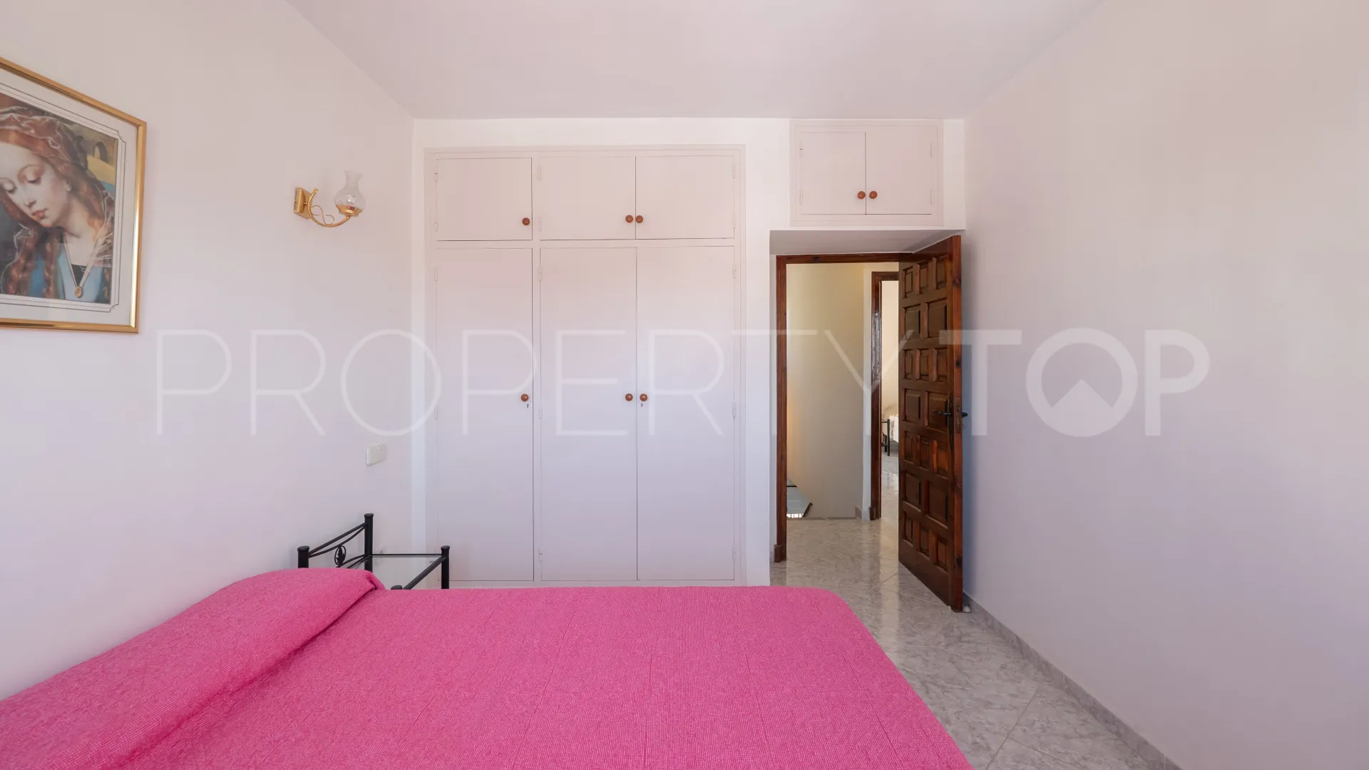 Adosado en venta en Nueva Andalucia de 4 dormitorios