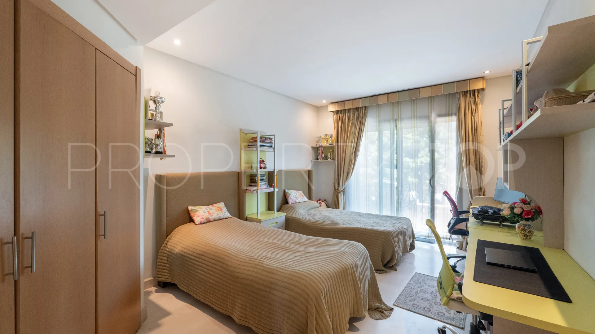 Se vende apartamento en Mansion Club