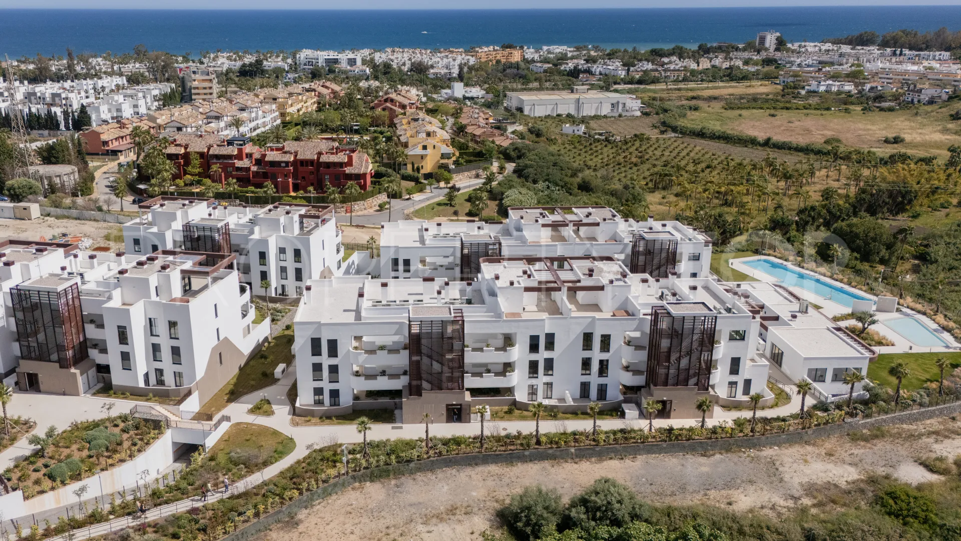 Comprar apartamento planta baja con 3 dormitorios en Cancelada