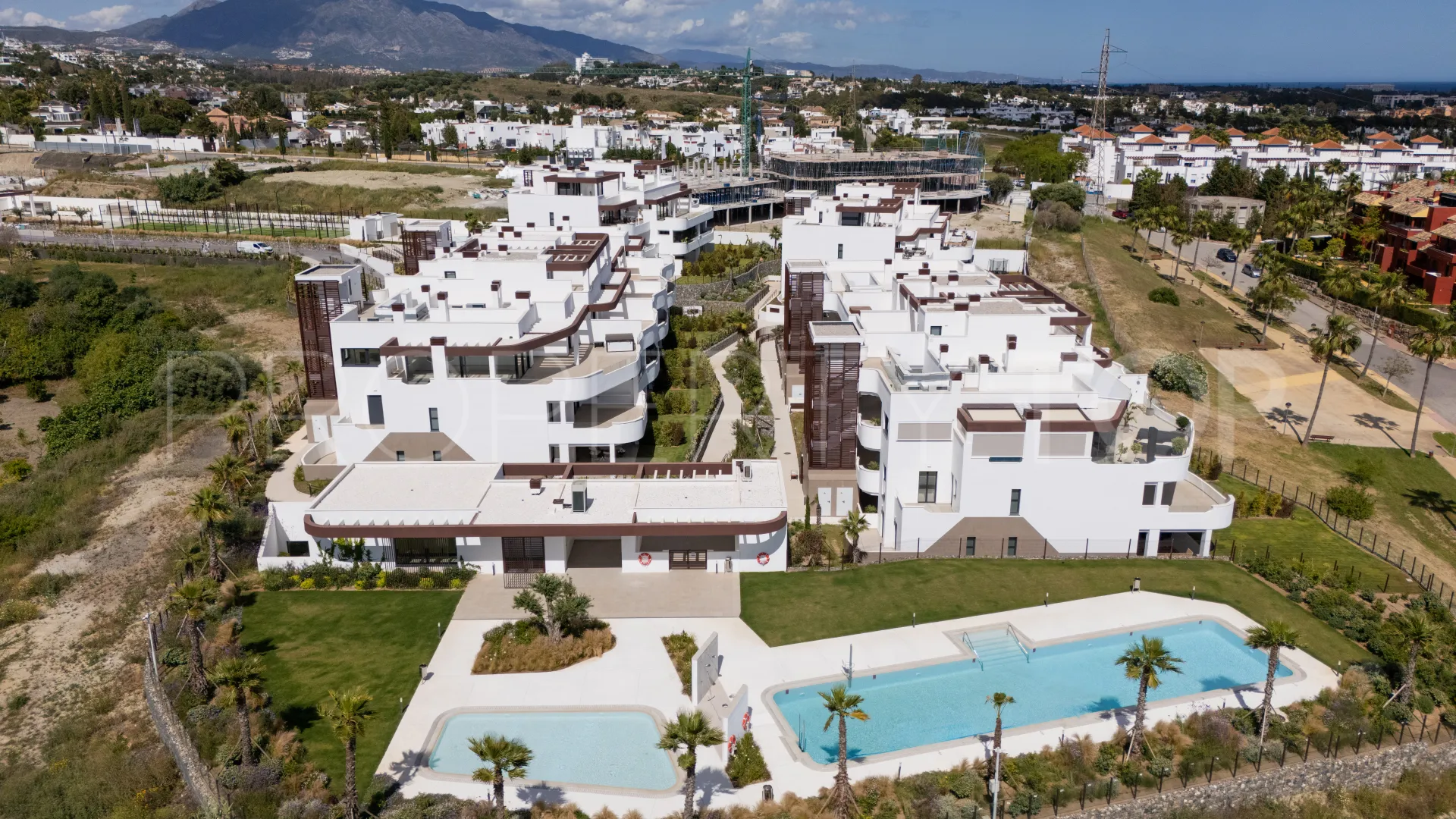 Comprar apartamento planta baja con 3 dormitorios en Cancelada