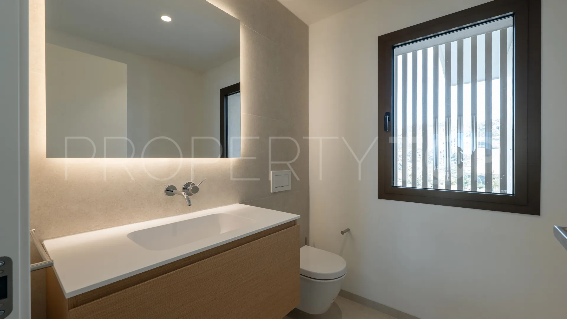 Real de La Quinta 4 bedrooms apartment for sale