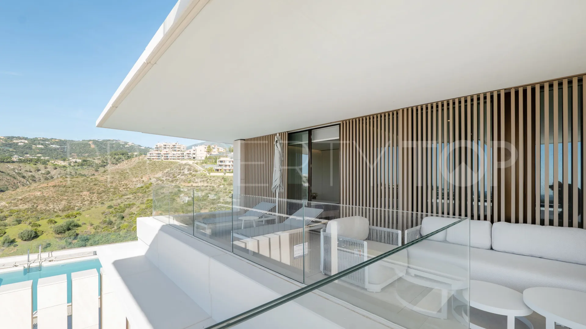 Real de La Quinta 4 bedrooms apartment for sale