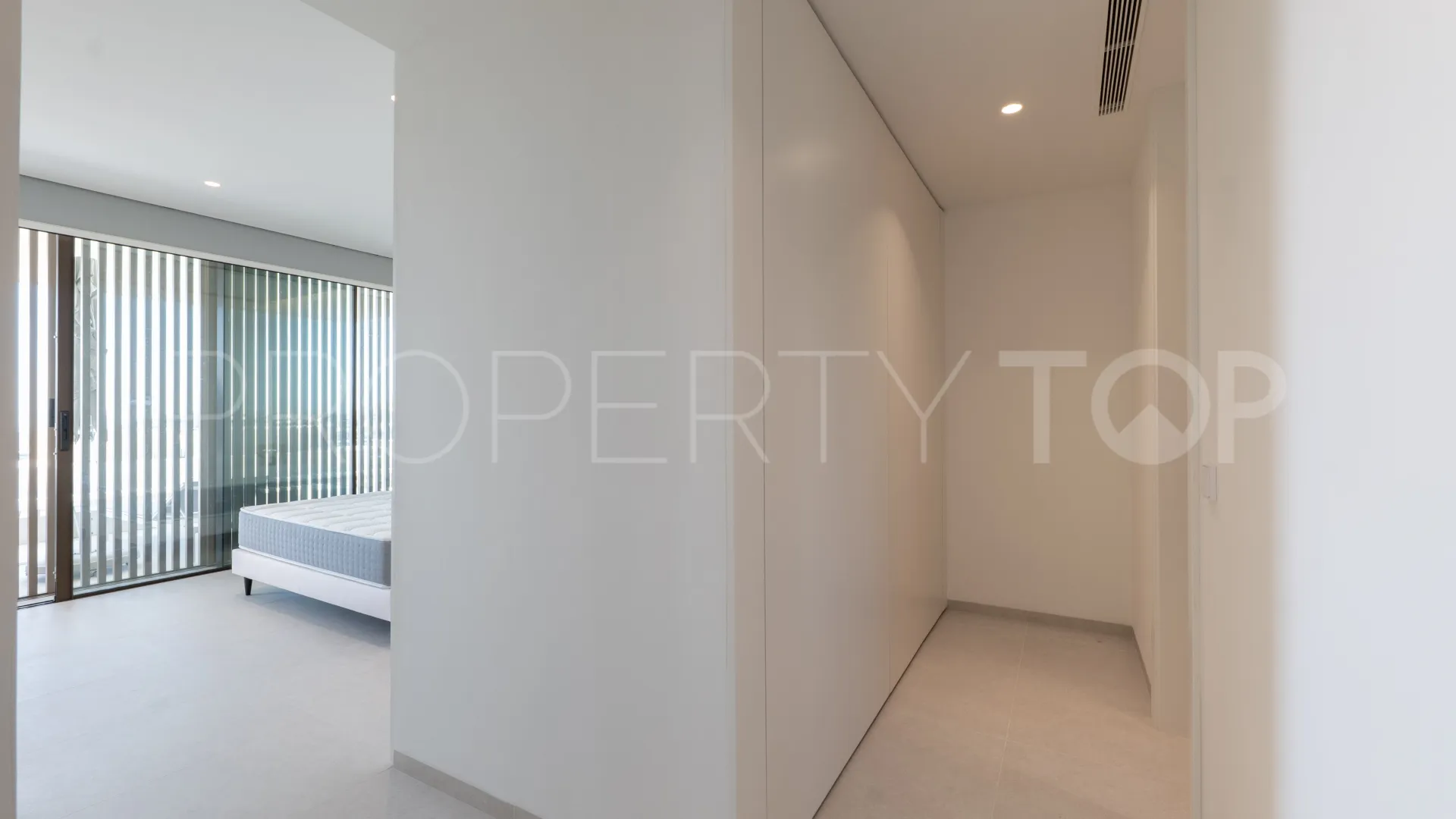 Real de La Quinta 4 bedrooms apartment for sale