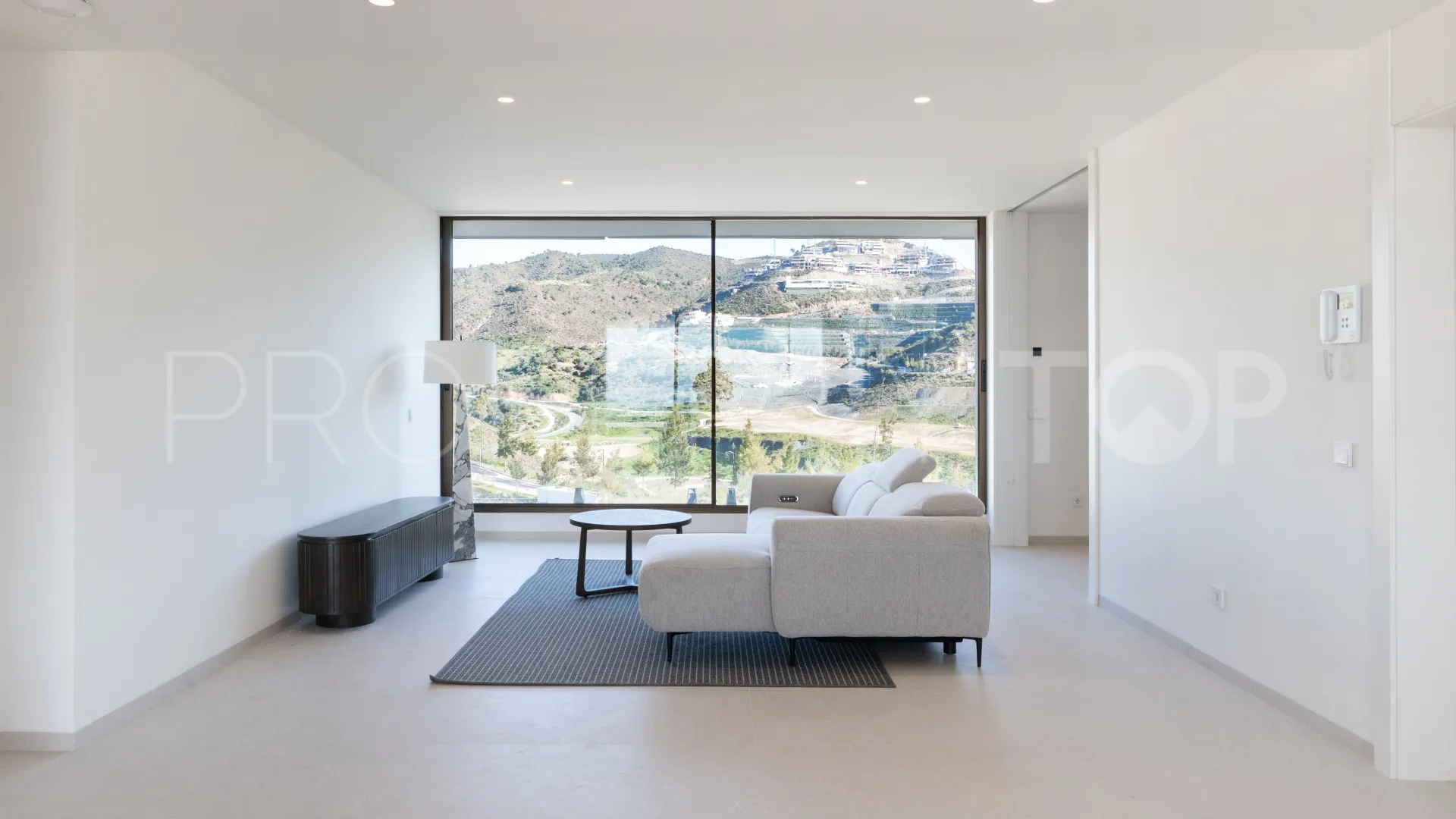 Real de La Quinta 4 bedrooms apartment for sale