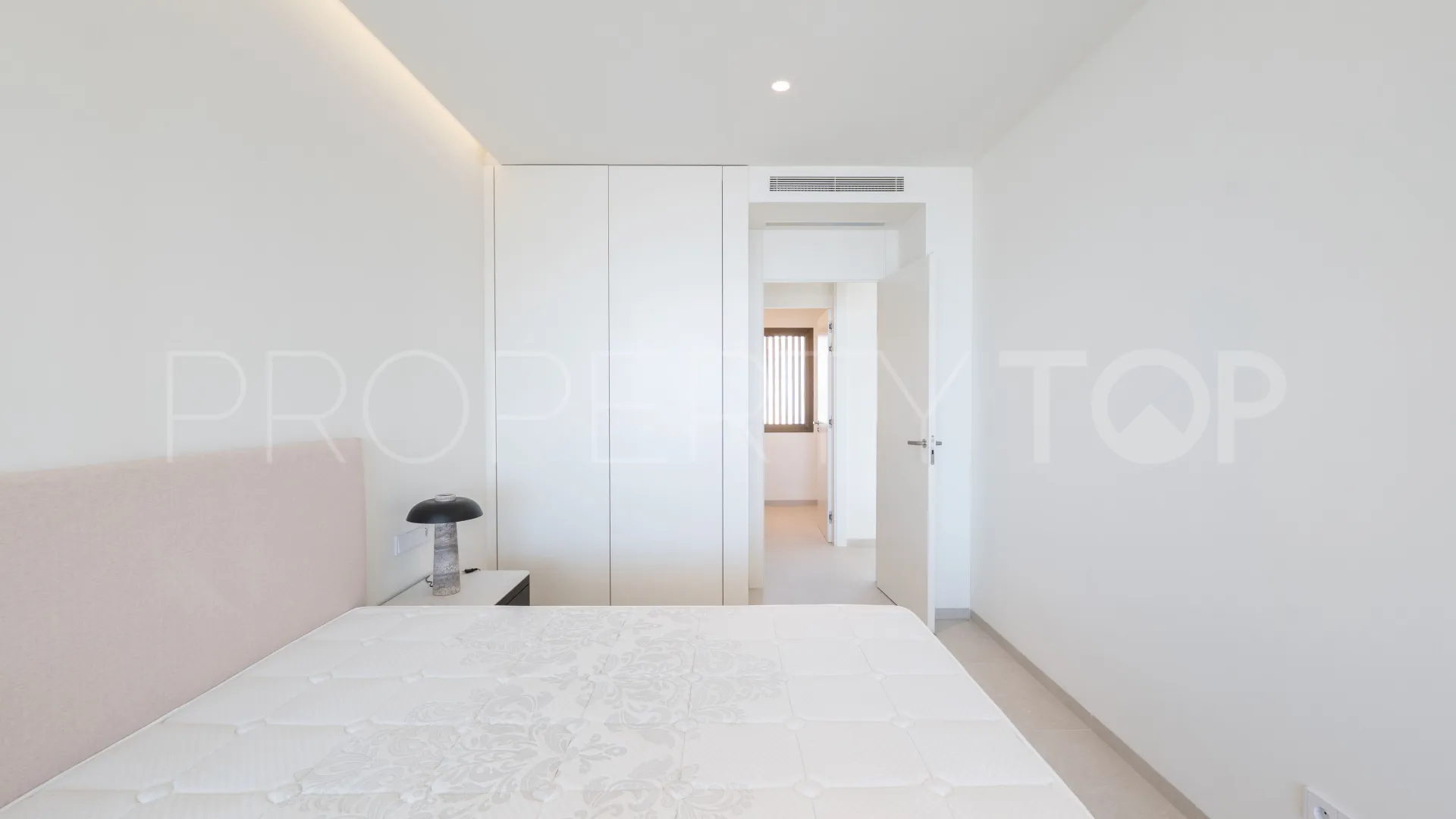 Real de La Quinta 4 bedrooms apartment for sale