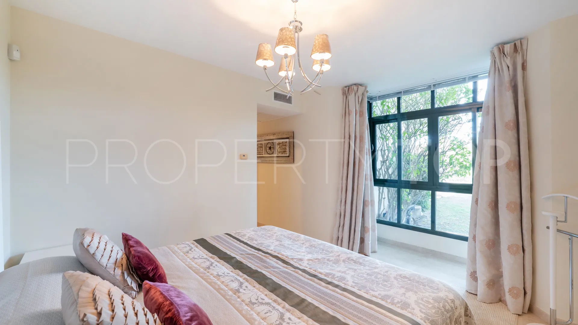 For sale Los Arqueros villa