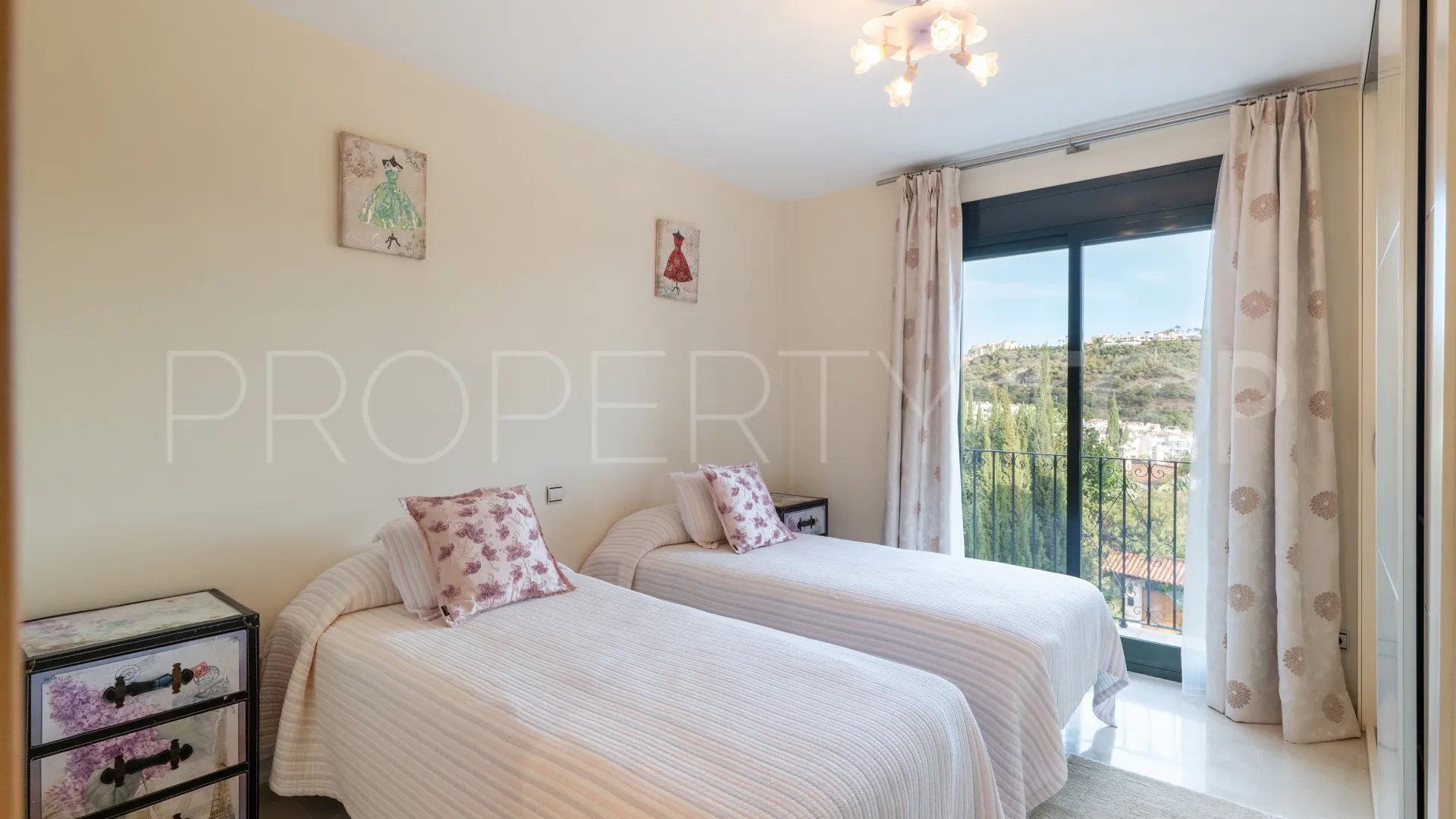 For sale Los Arqueros villa