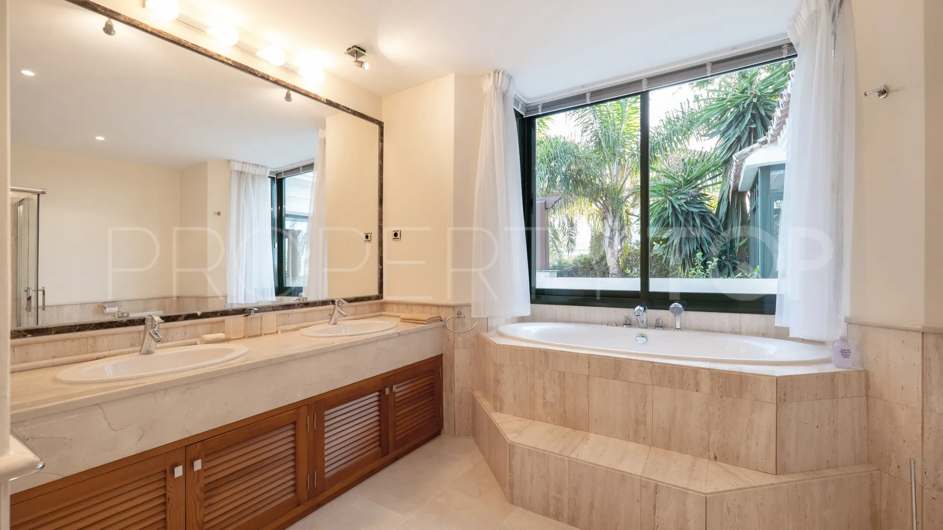 For sale Los Arqueros villa