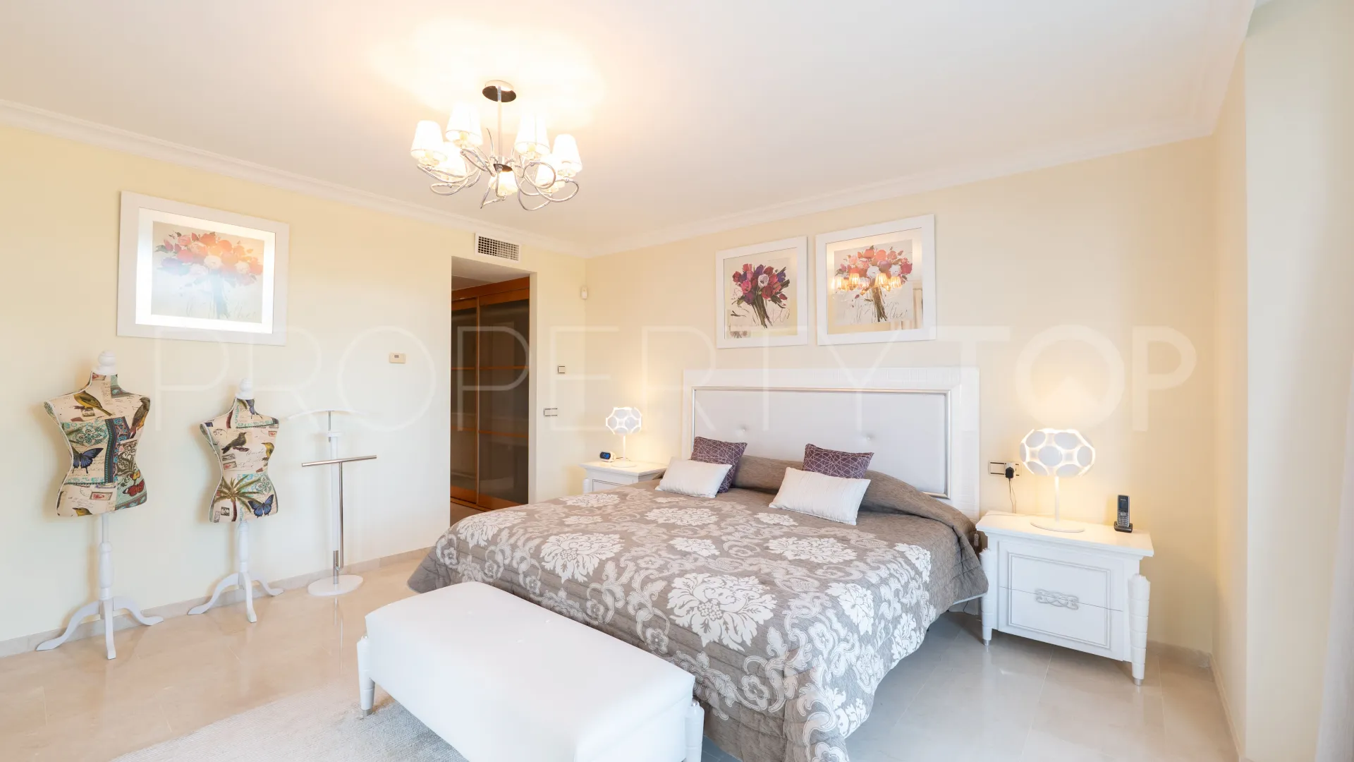 For sale Los Arqueros villa