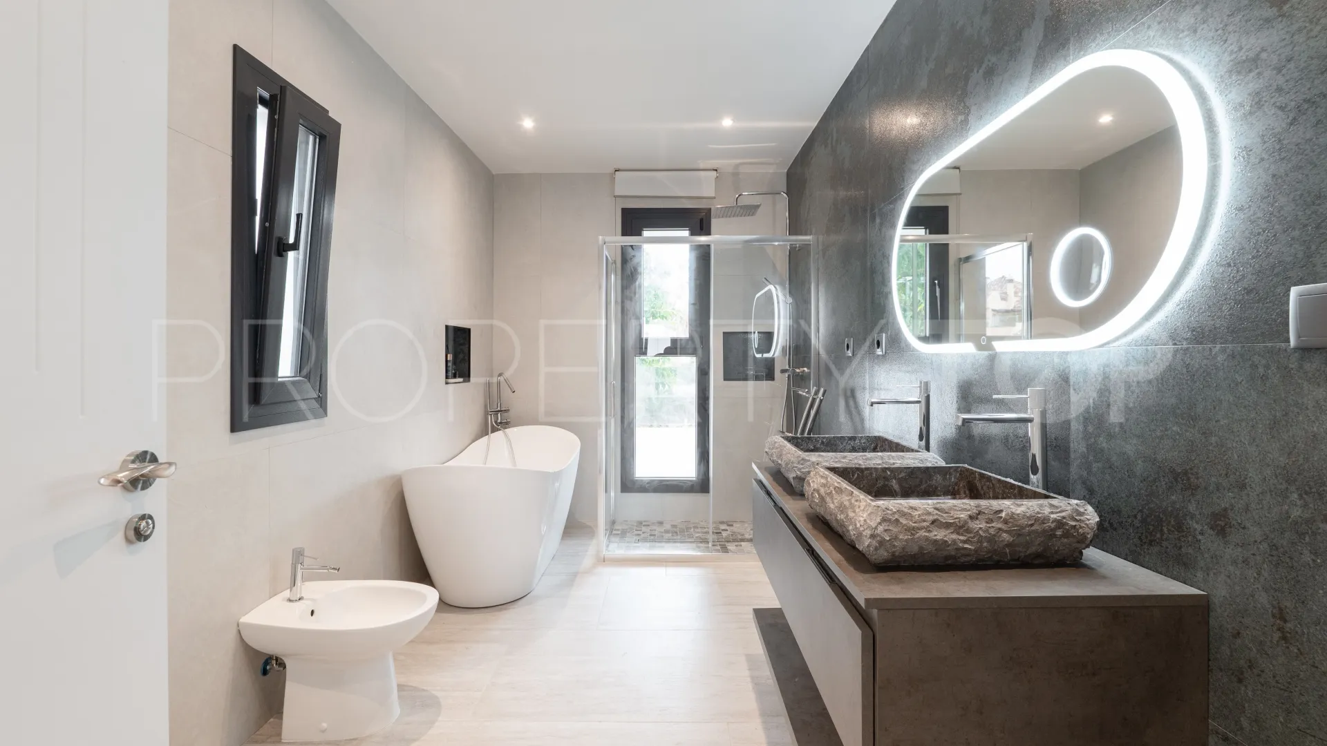 Villa con 5 dormitorios a la venta en Mijas Costa