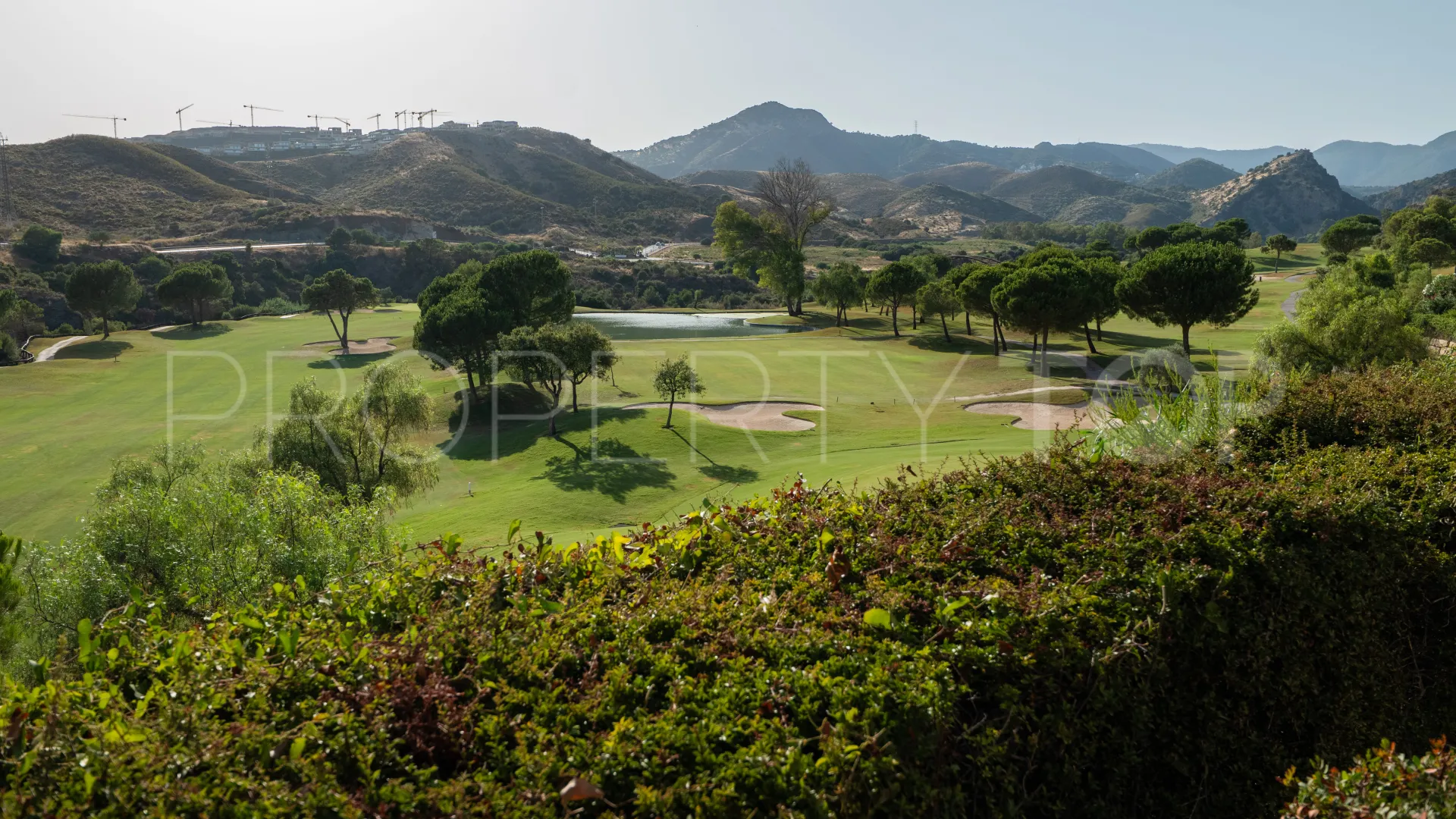 Apartamento planta baja en venta en Los Capanes del Golf de 4 dormitorios