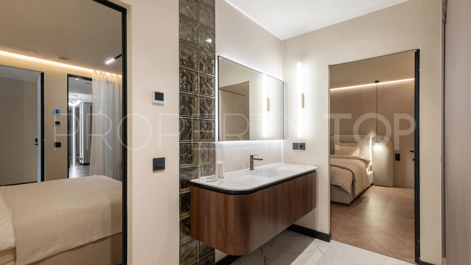 Apartamento planta baja en venta en Los Capanes del Golf de 4 dormitorios