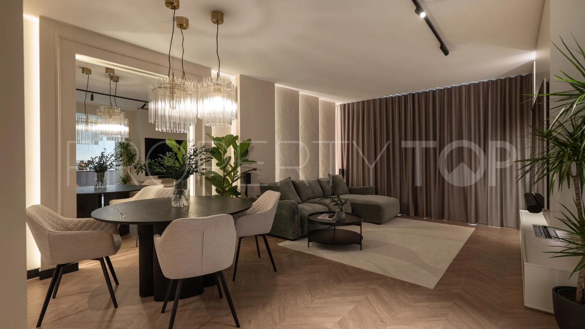 Apartamento planta baja en venta en Los Capanes del Golf de 4 dormitorios