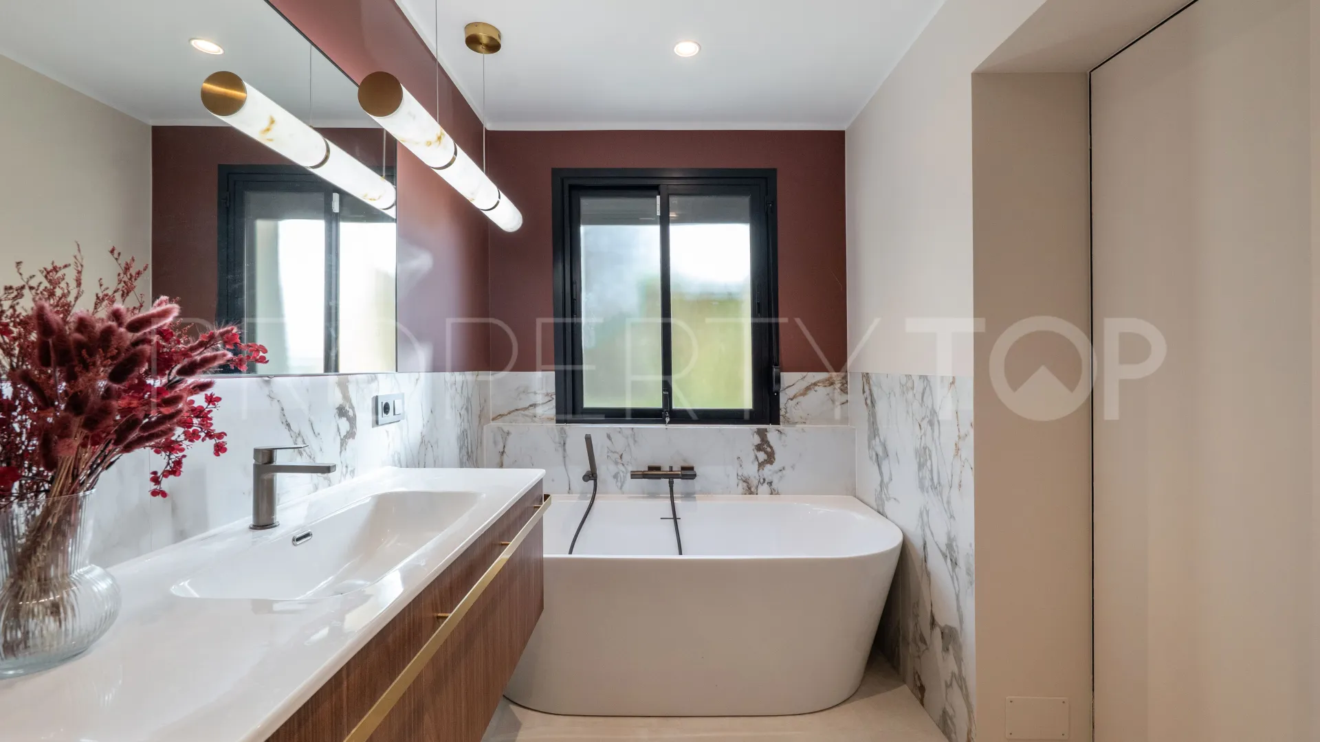 Apartamento planta baja en venta en Los Capanes del Golf de 4 dormitorios