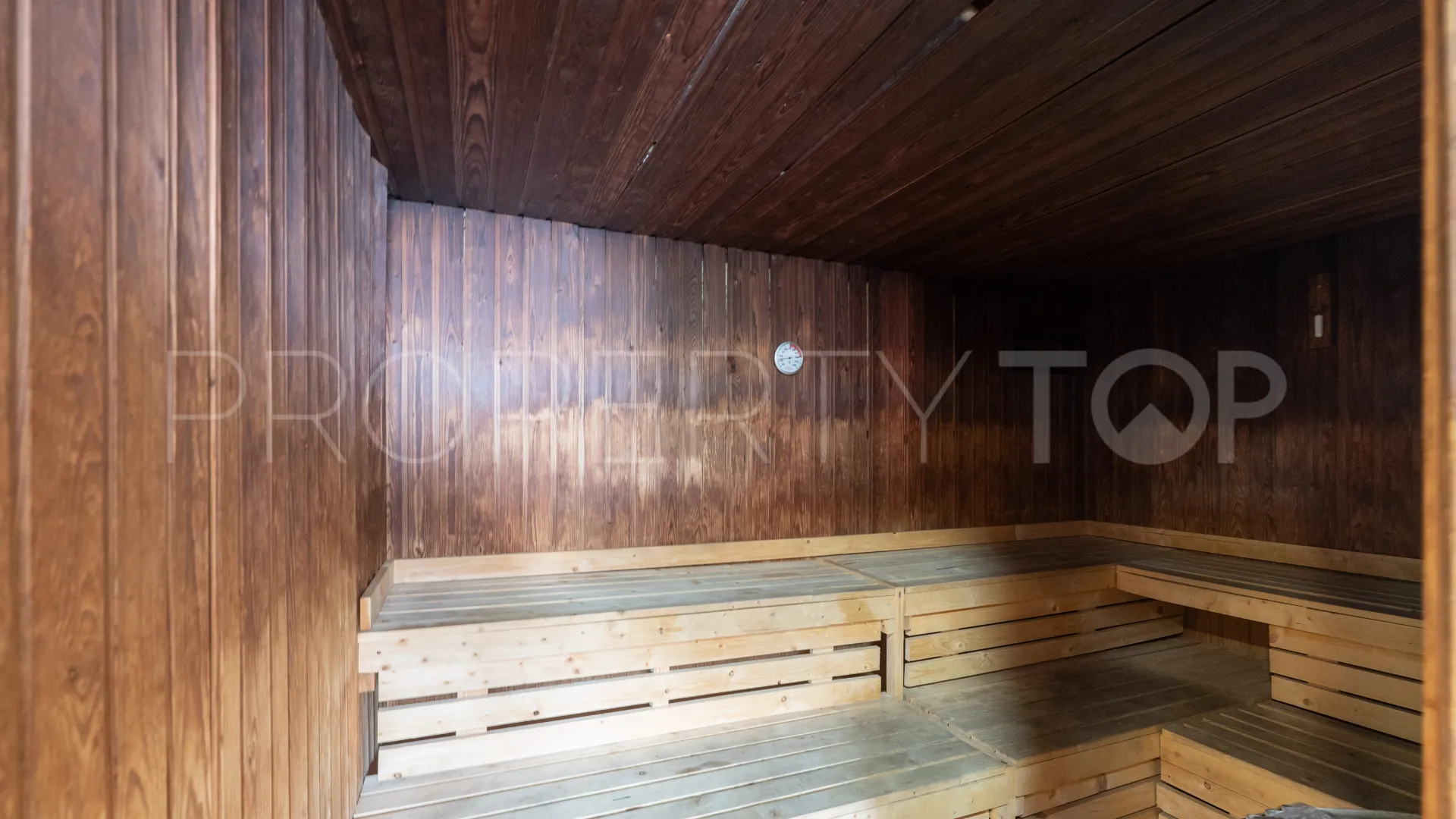Buy ground floor apartment in La Mairena with 2 bedrooms