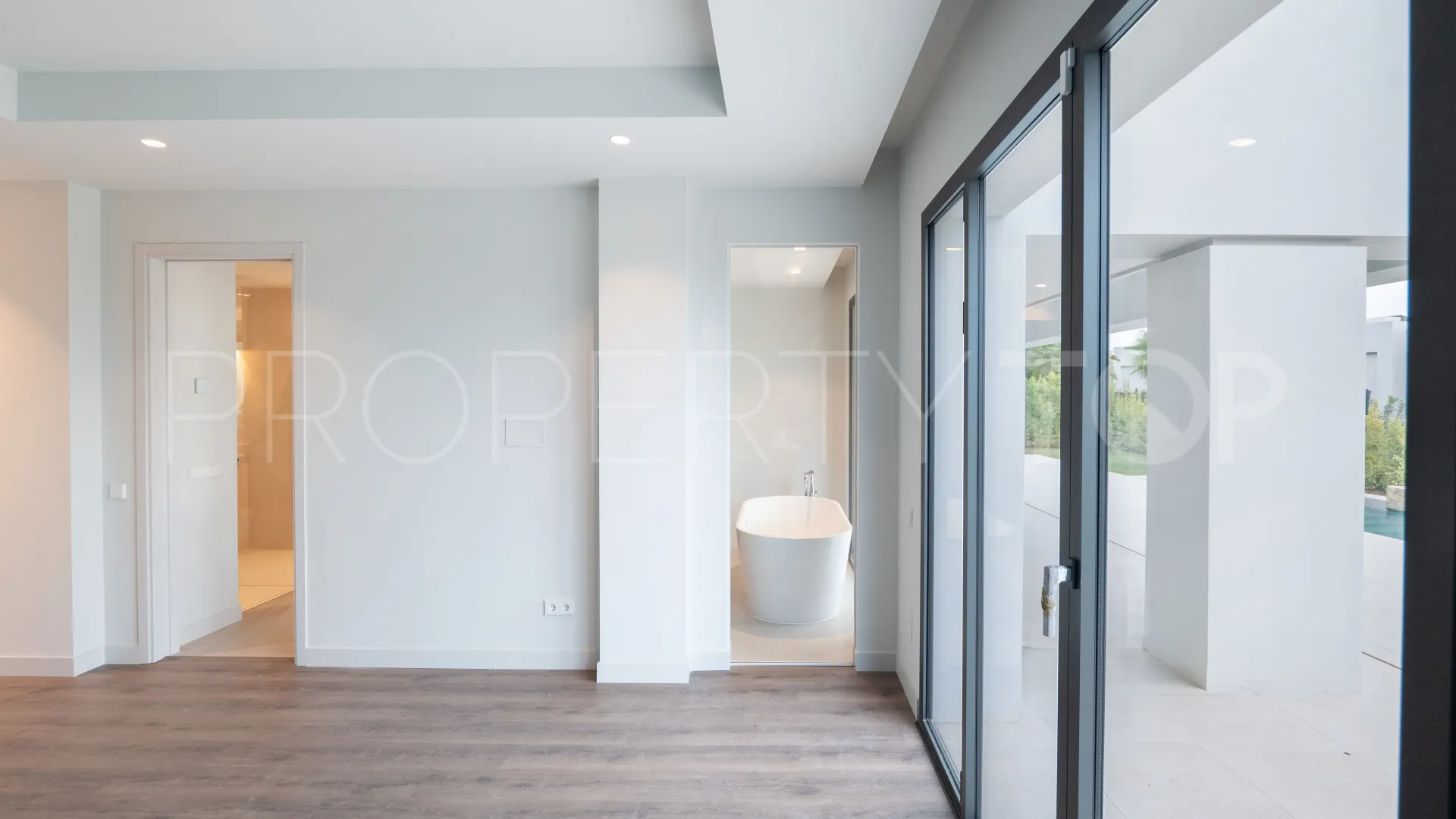 Se vende villa en Paraiso Alto