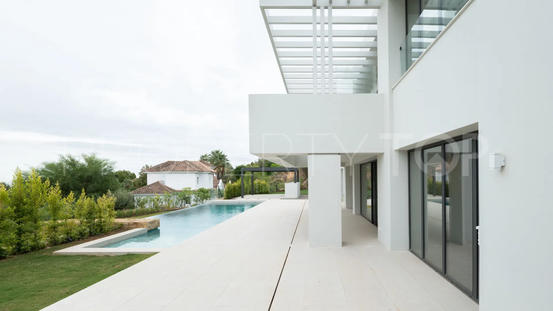 Se vende villa en Paraiso Alto