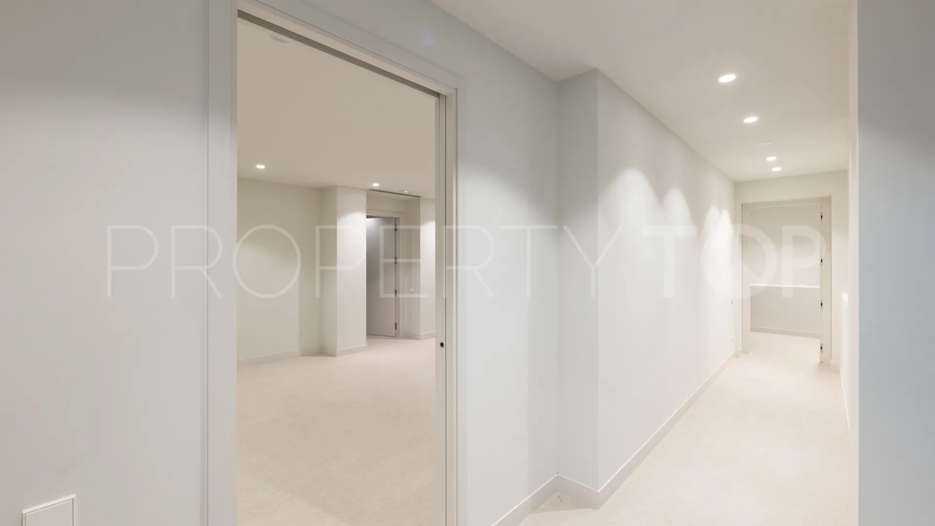 Se vende villa en Paraiso Alto