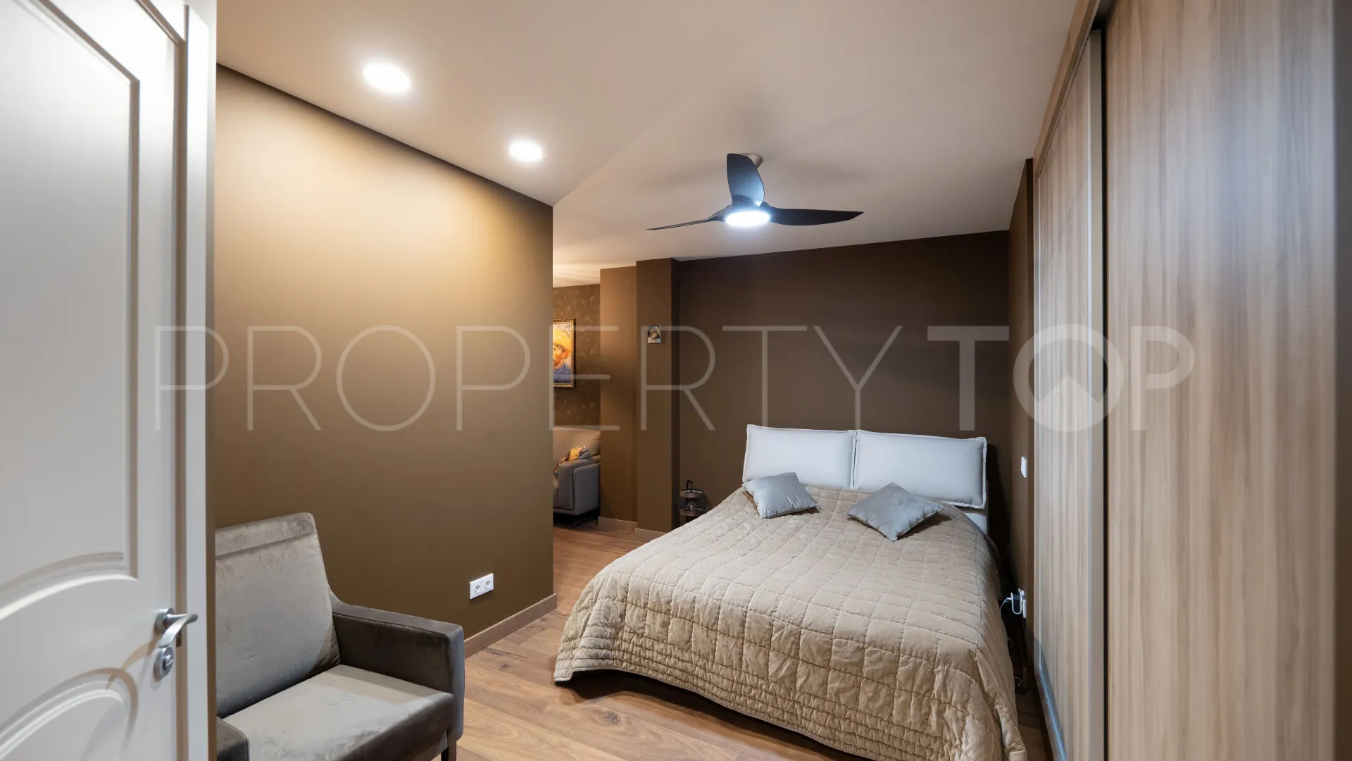 5 bedrooms apartment for sale in Los Capanes del Golf