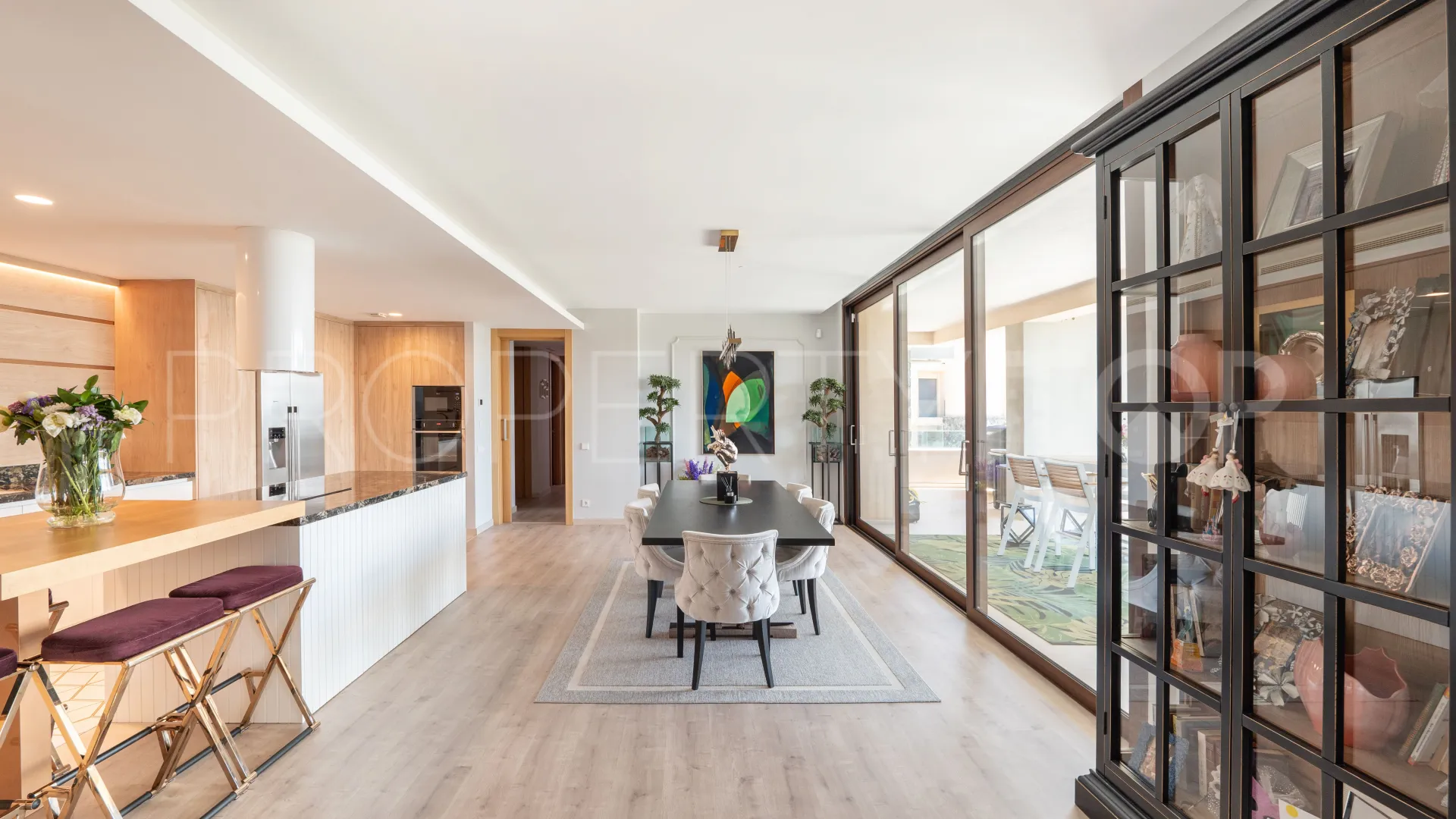 Apartment for sale in Real de La Quinta with 4 bedrooms