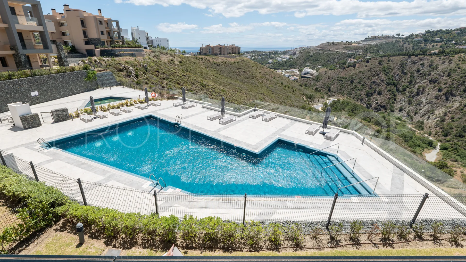Apartment for sale in Real de La Quinta with 4 bedrooms