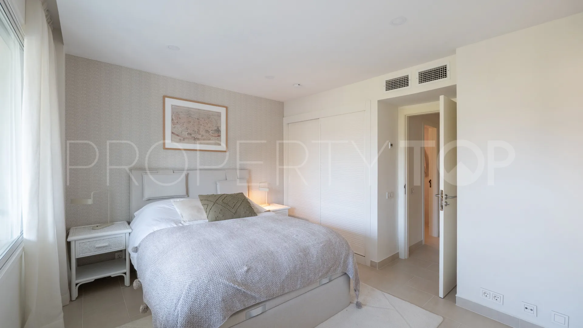 Apartment in Los Granados Playa for sale